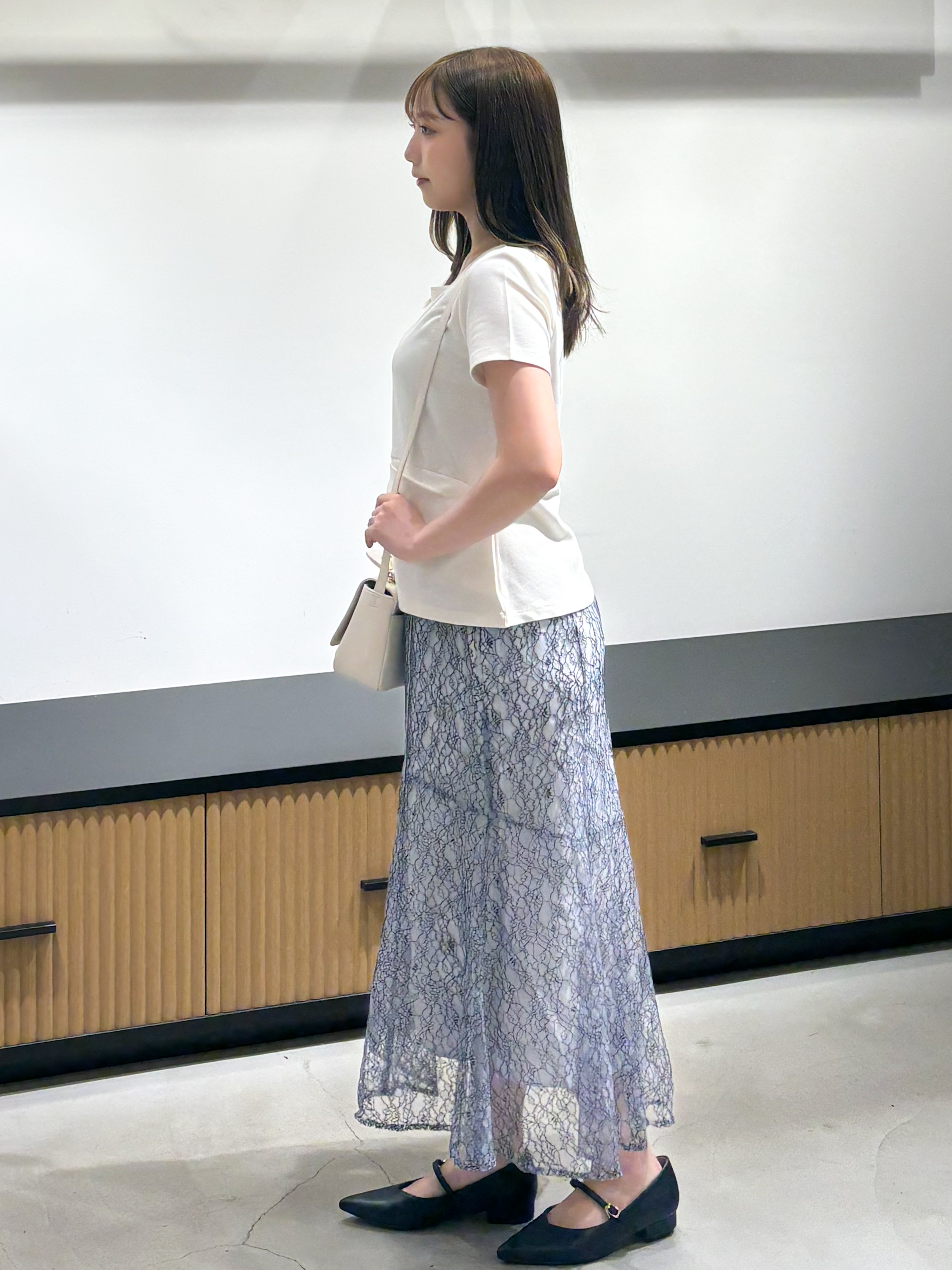 もとさんの「OPAQUE.CLIP｜【接触冷感／UVケア】スクエアネックリボントップス《洗濯機OK》」を使ったコーディネート