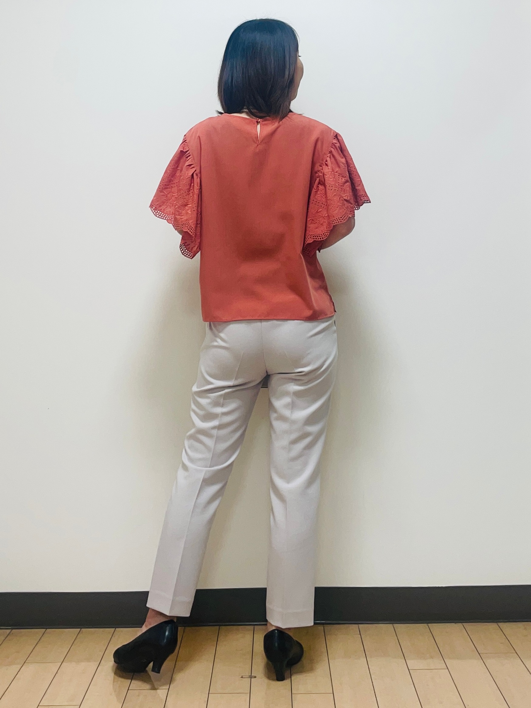 Riiさんの「Reflect｜【通勤◎】スカラップレーススリーブ ブラウス」を使ったコーディネート