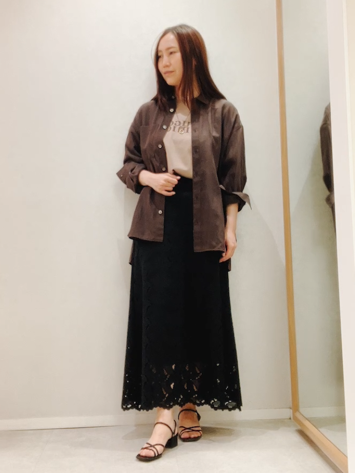 yukiさんの「UNTITLED｜コットンロゴTシャツ」を使ったコーディネート