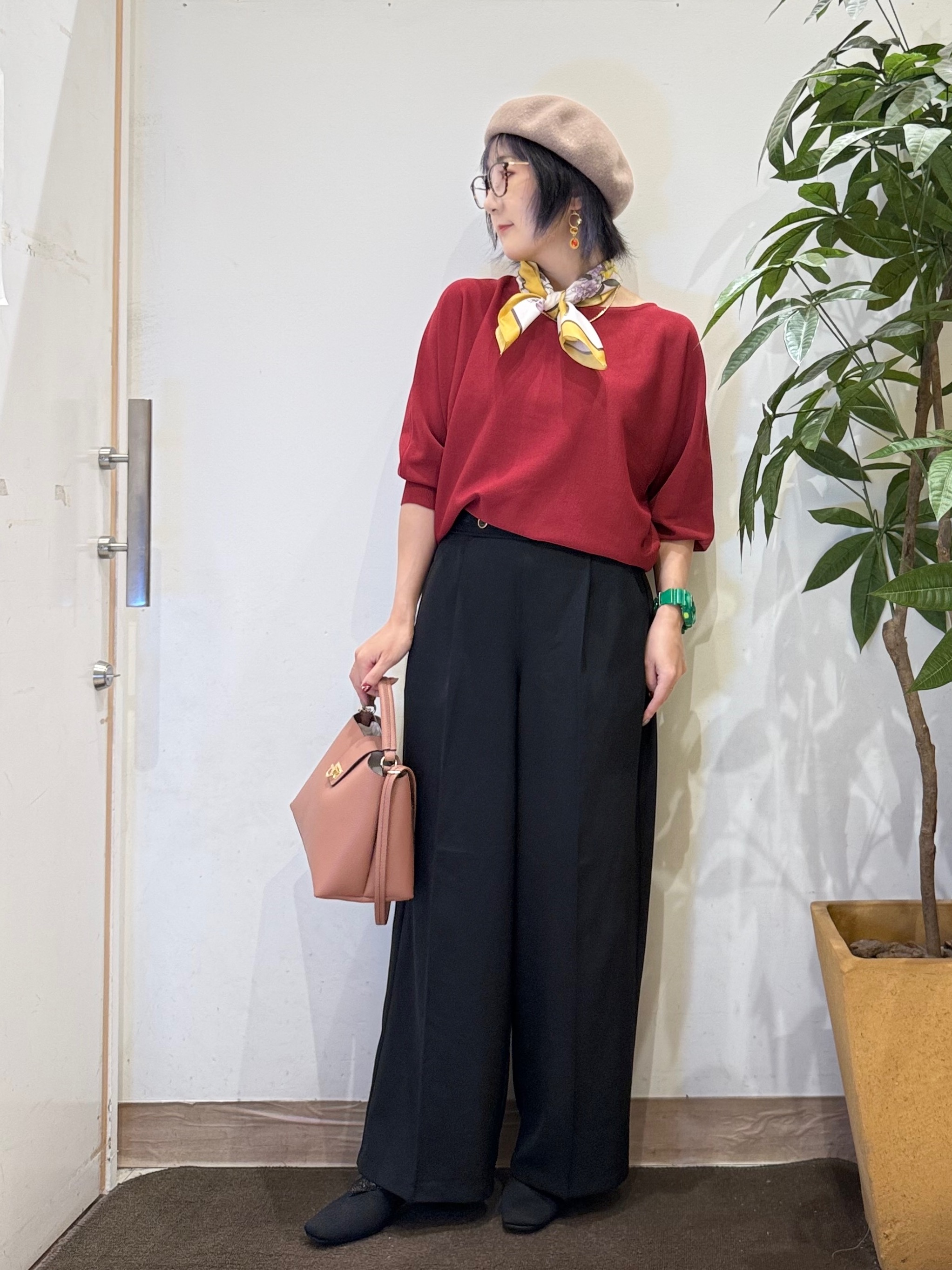 misakiさんの「SHOO･LA･RUE｜【洗濯機可】軽やかでさらっとしたタッチ すっきり見えドルマンニット」を使ったコーディネート