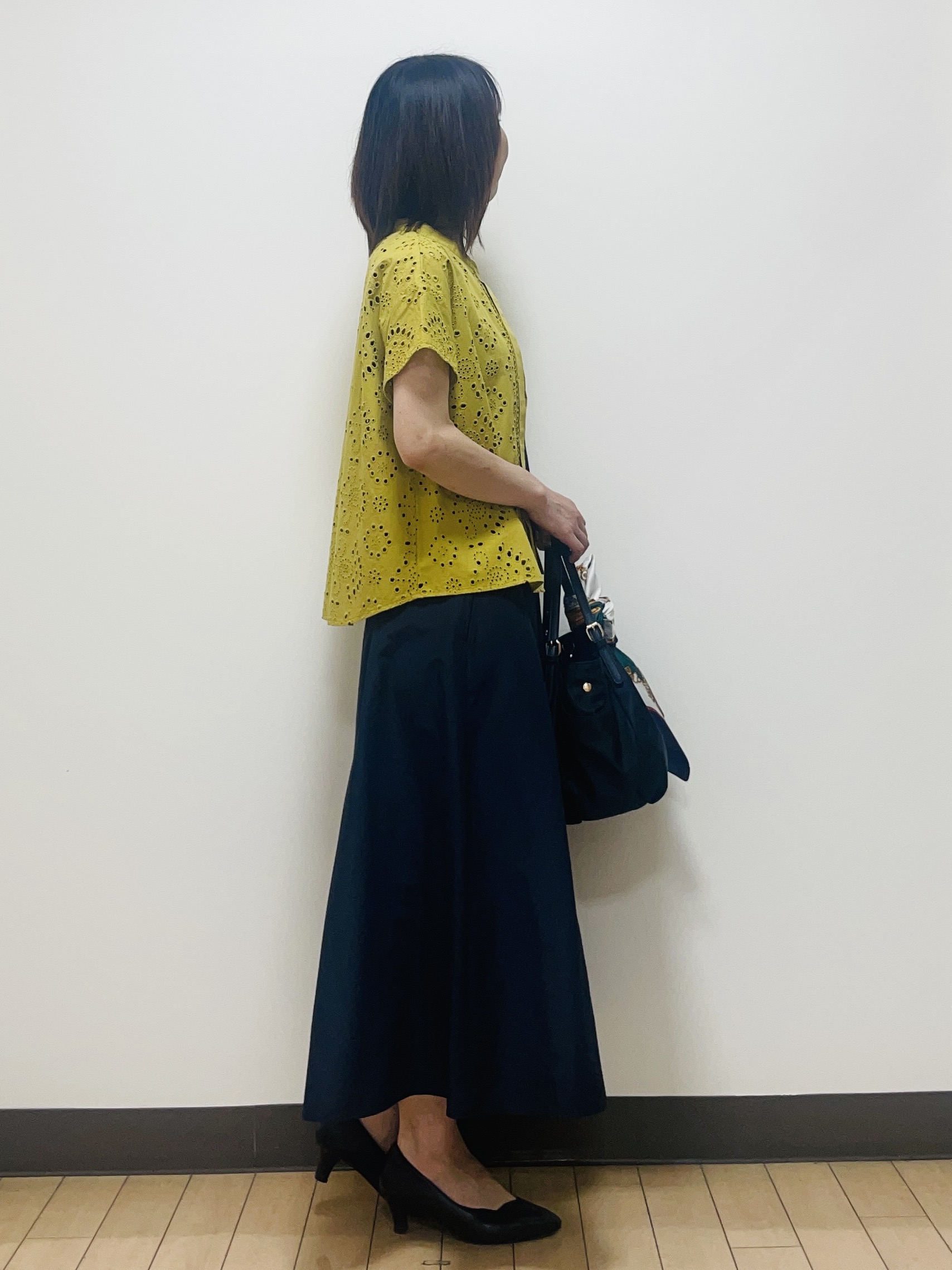 Riiさんの「Reflect｜【通勤◎】カットワーク刺繍レース シャツブラウス」を使ったコーディネート