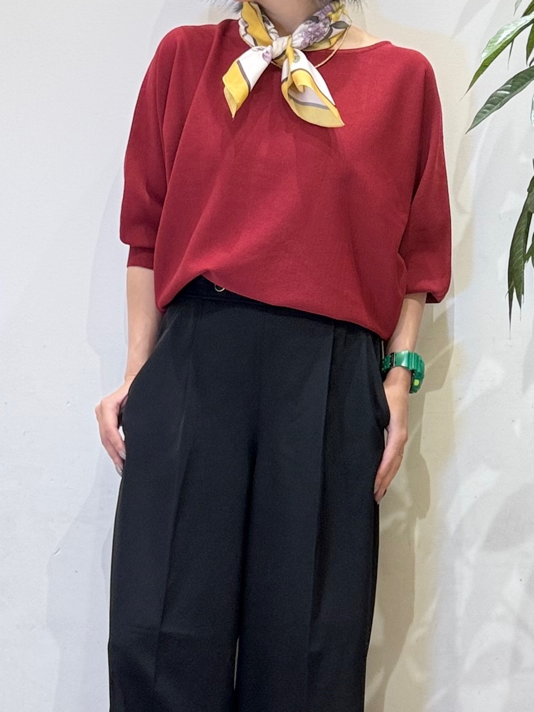 misakiさんの「SHOO･LA･RUE｜【洗濯機可】軽やかでさらっとしたタッチ すっきり見えドルマンニット」を使ったコーディネート