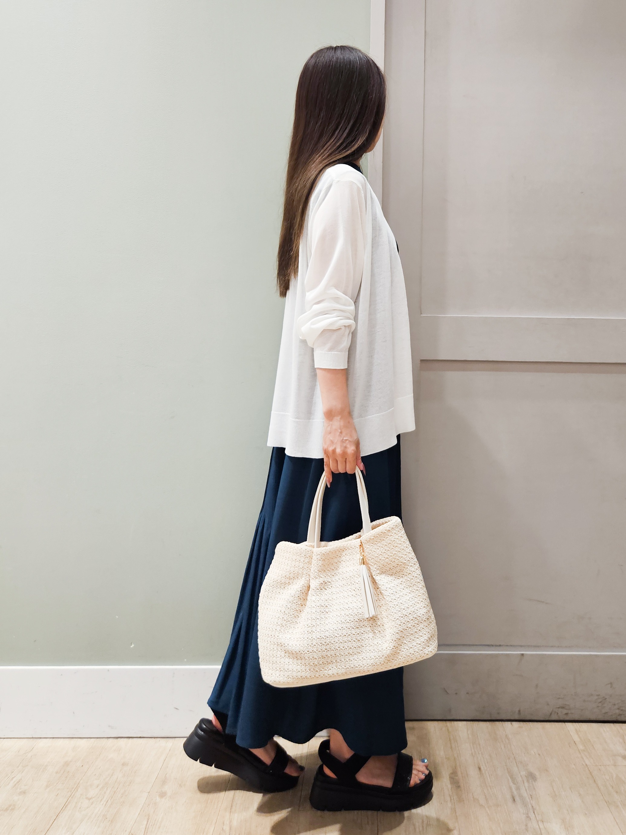 maiさんの「grove｜高評価！【接触冷感／UVカットetc】ベーシックショートカーディガン」を使ったコーディネート