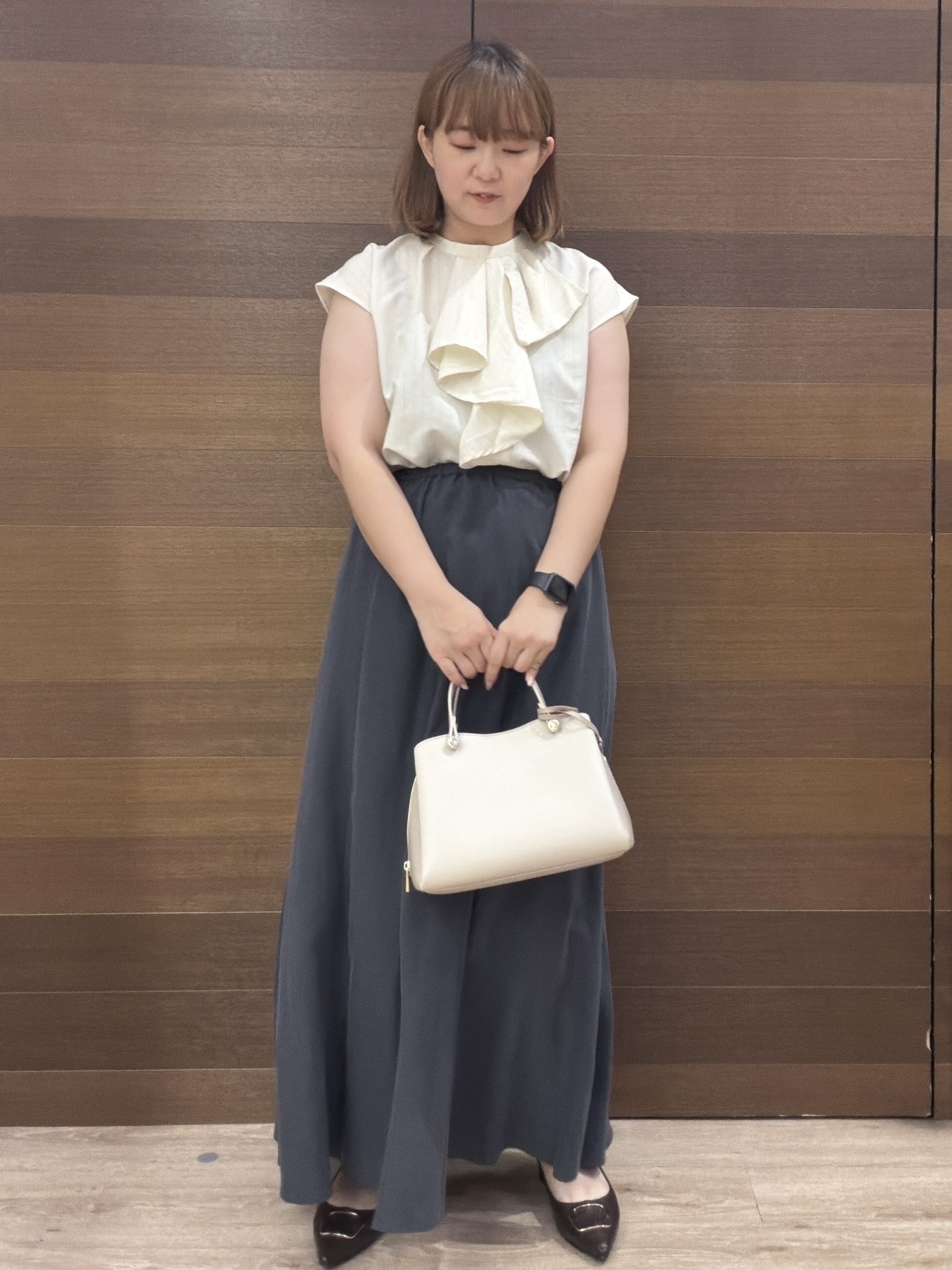 yumeさんの「OPAQUE.CLIP｜ボウタイフリルブラウス【洗濯機OK】」を使ったコーディネート