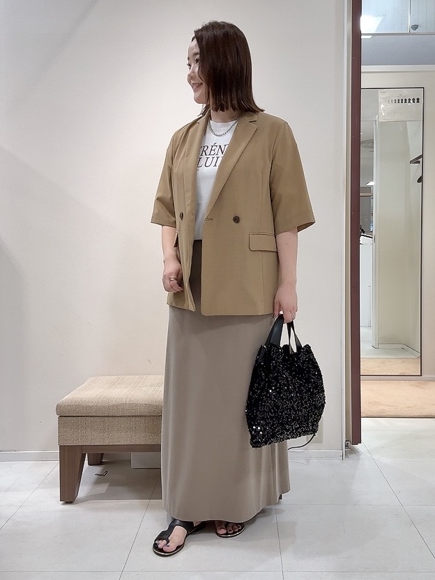 YUIさんの「UNTITLED｜【秋の通勤羽織/セットアップ可/UVカット】エアリークール半袖ジャケット」を使ったコーディネート
