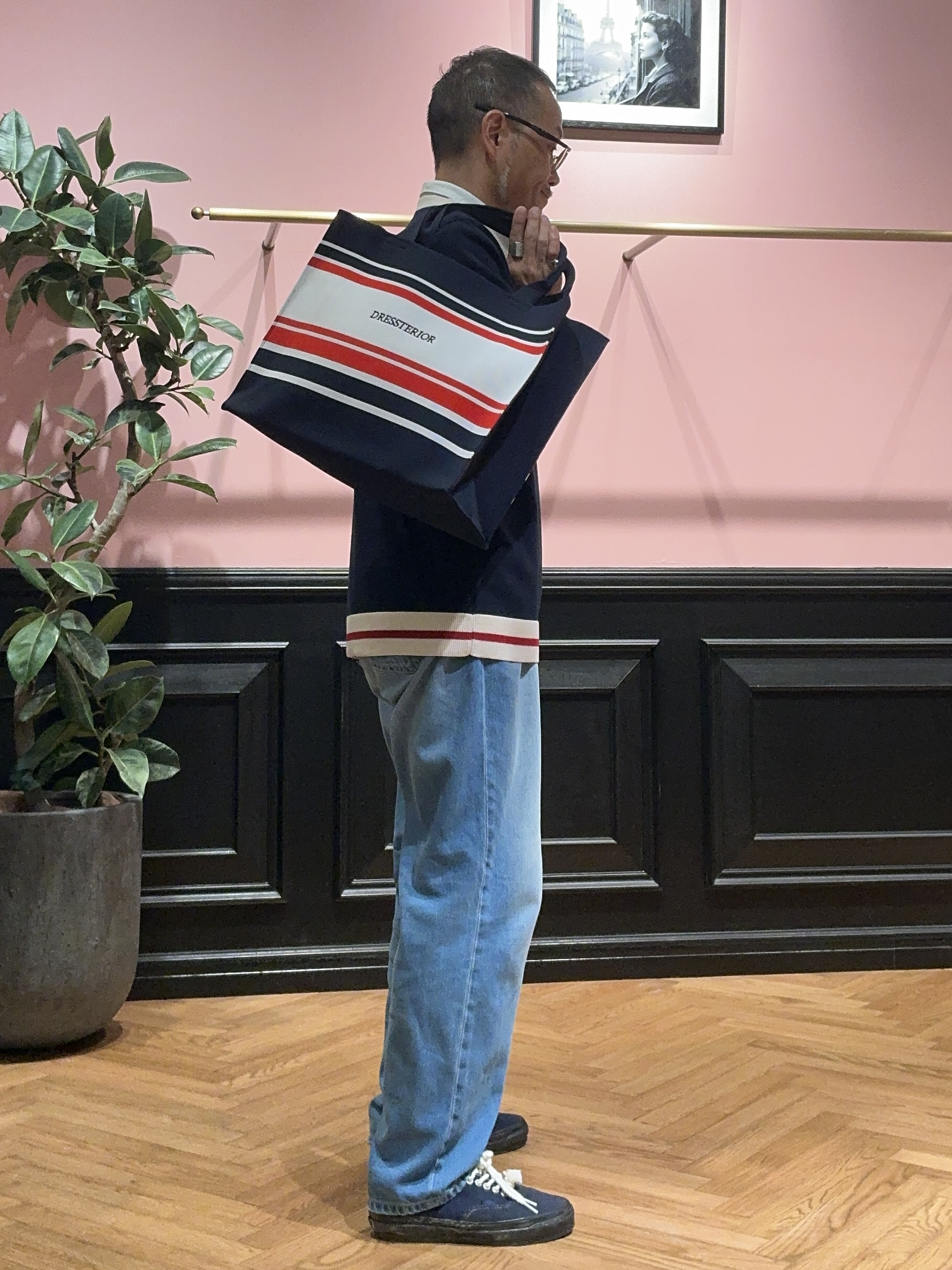 torigoeさんの「DRESSTERIOR｜ウォッシャブル ファインメリノVネックニット」を使ったコーディネート