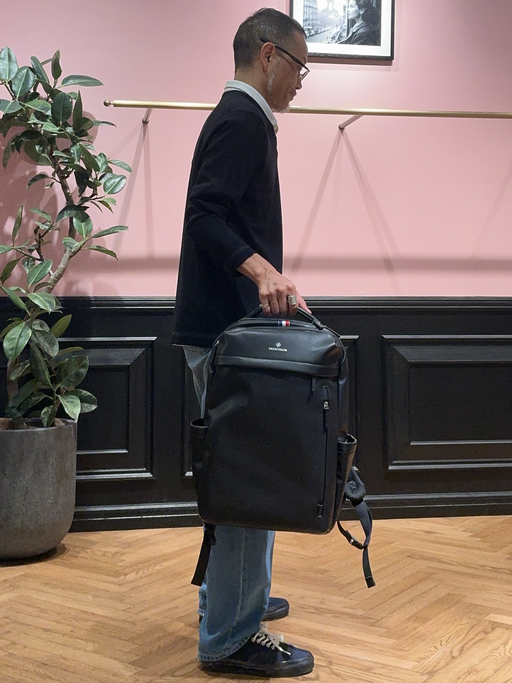 torigoeさんの「DRESSTERIOR｜ウォッシャブル ファインメリノVネックニット」を使ったコーディネート