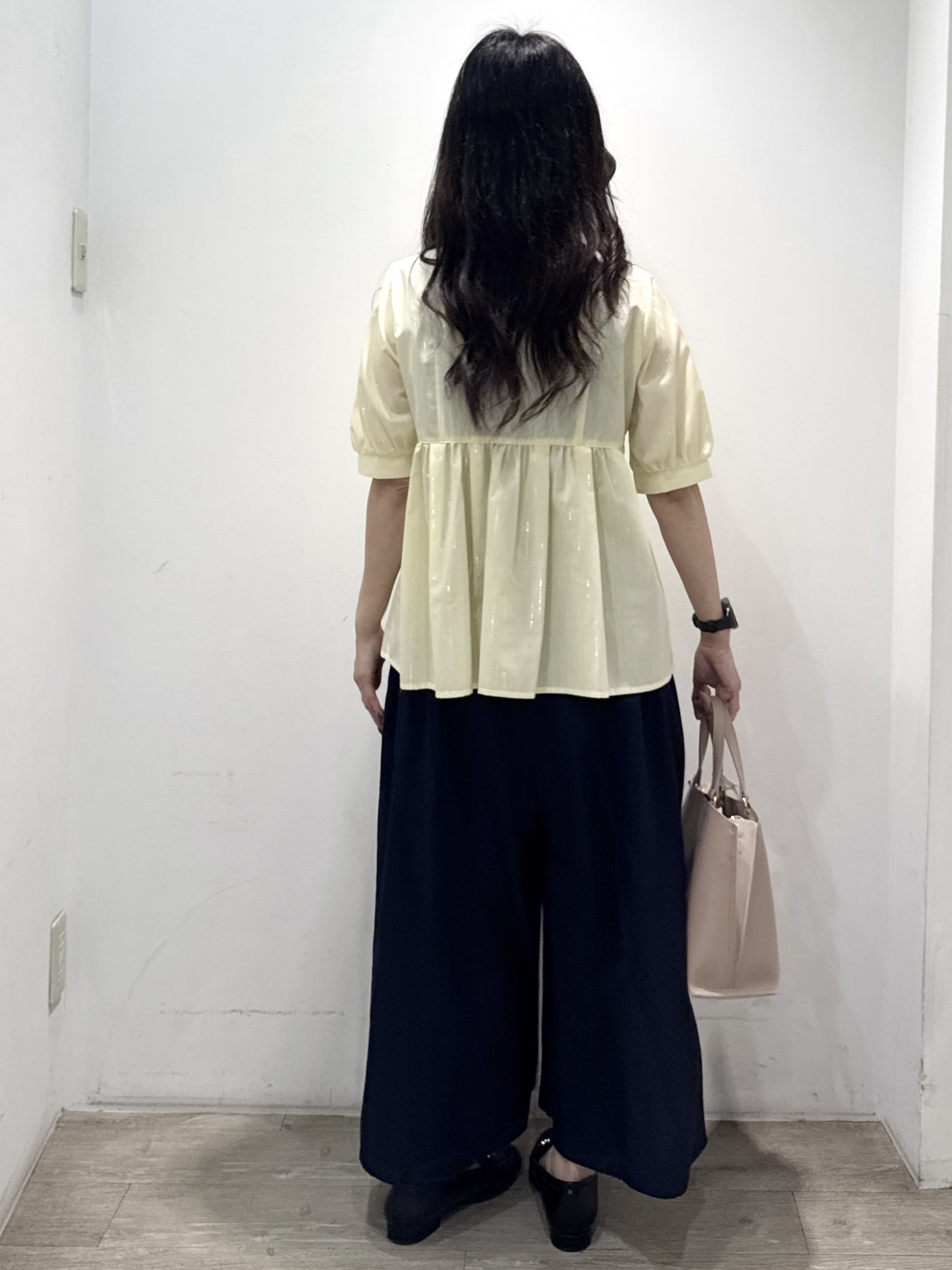 yuicciさんの「OPAQUE.CLIP｜【防シワ】2wayボウタイペプラム5分袖ブラウス《洗濯機OK／イージーアイロン》」を使ったコーディネート