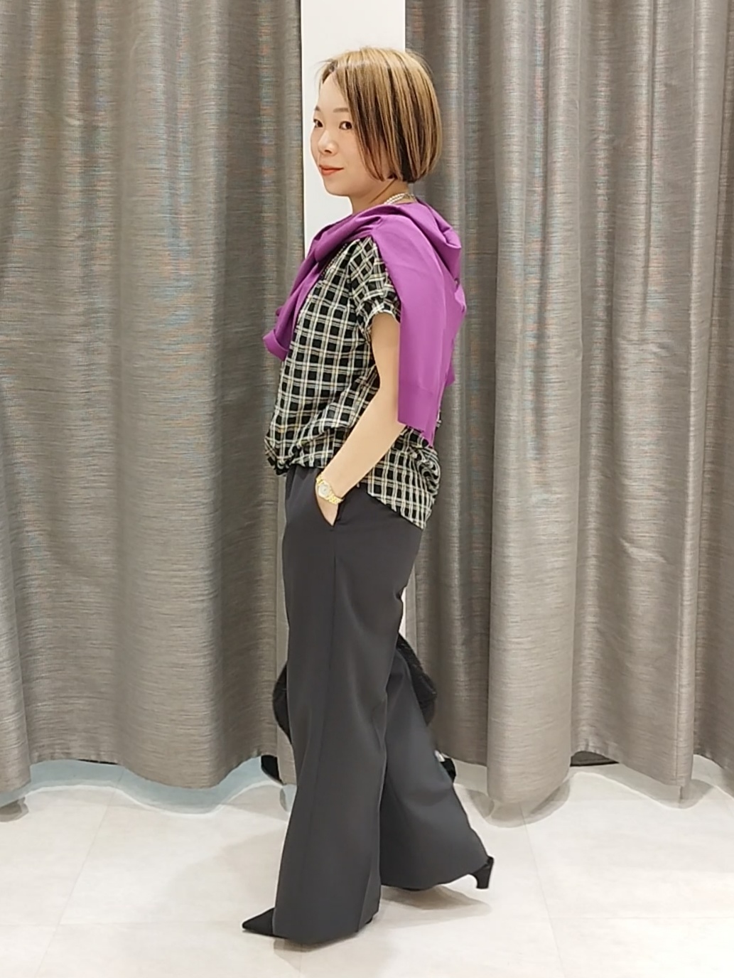 s u g iさんの「UNTITLED｜【アンサンブル可能】コンパクトニットカーディガン」を使ったコーディネート