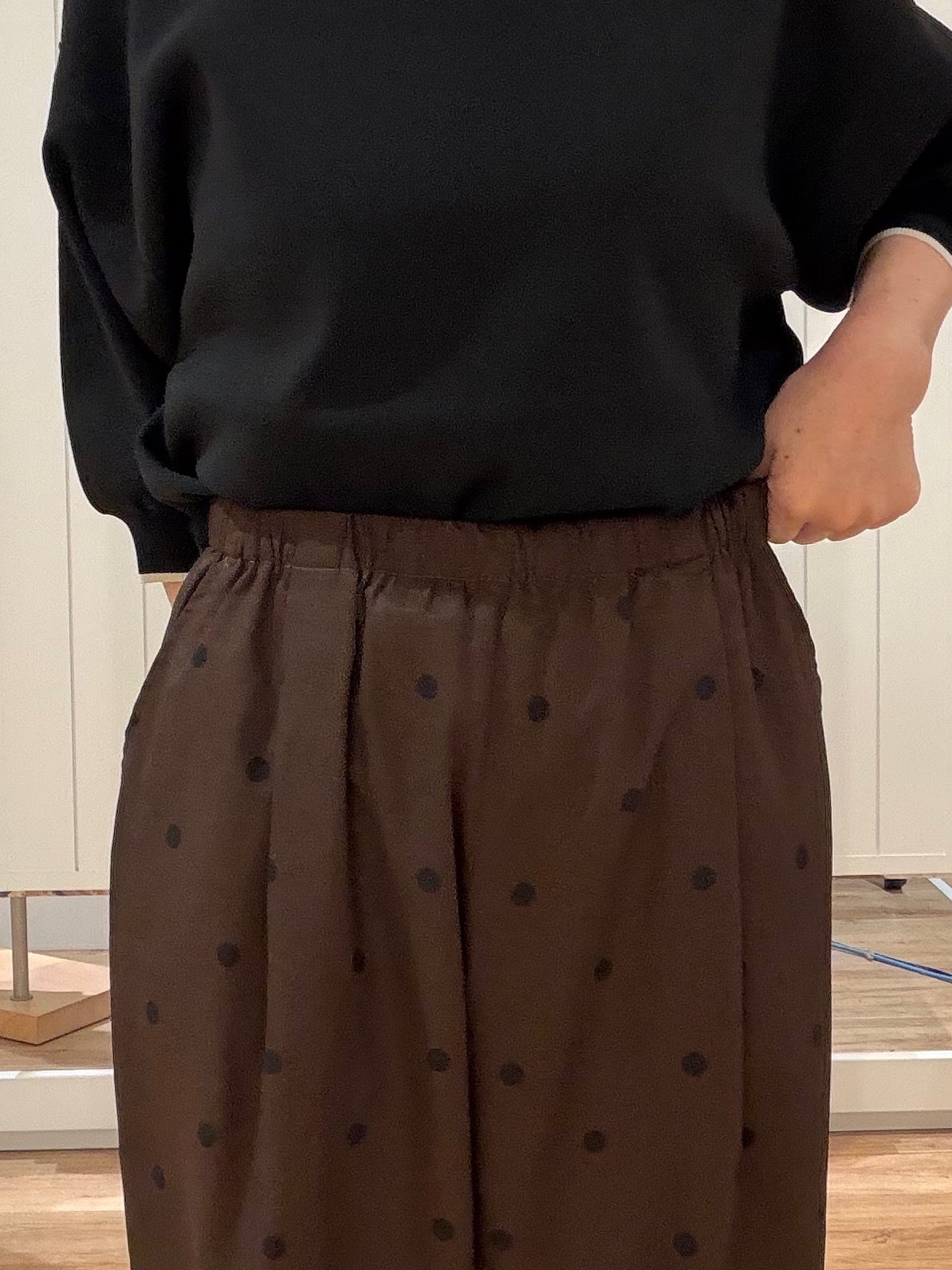 Fujitaさんの「Dessin｜【UVカット/マシンウォッシャブル】6分袖配色ニット」を使ったコーディネート