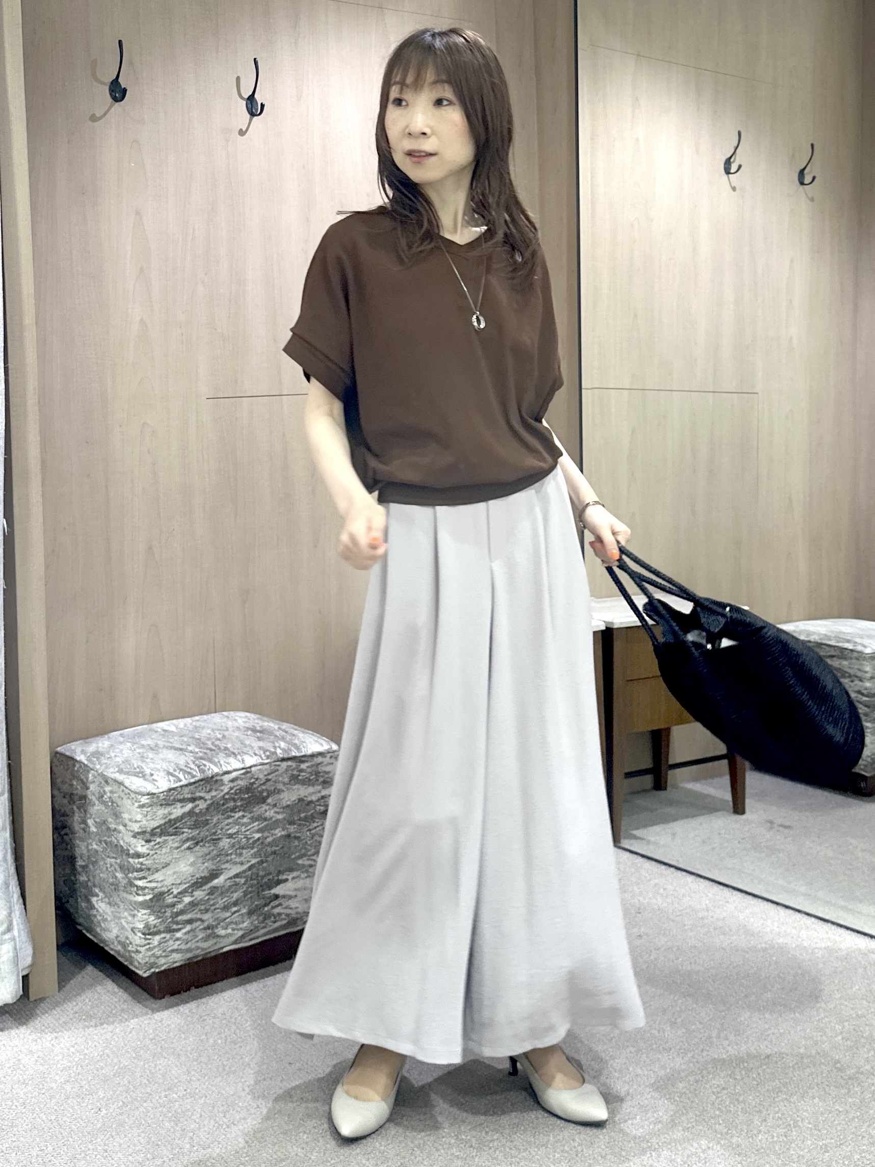 Miwaさんの「UNTITLED｜【アンサンブル可/日除け・冷房対策】シアーレーヨンZIPカーディガン」を使ったコーディネート