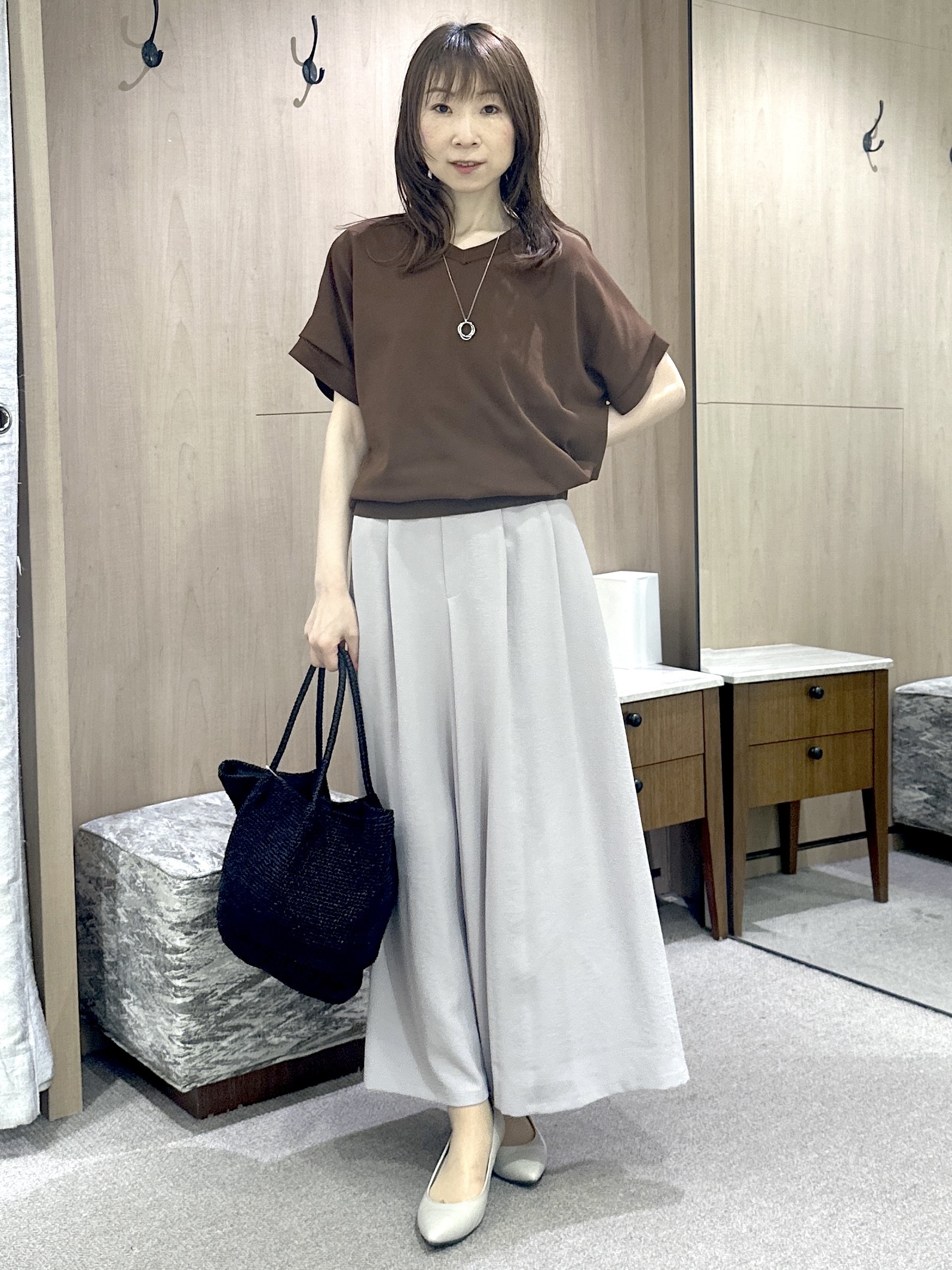 Miwaさんの「UNTITLED｜【アンサンブル可/日除け・冷房対策】シアーレーヨンZIPカーディガン」を使ったコーディネート