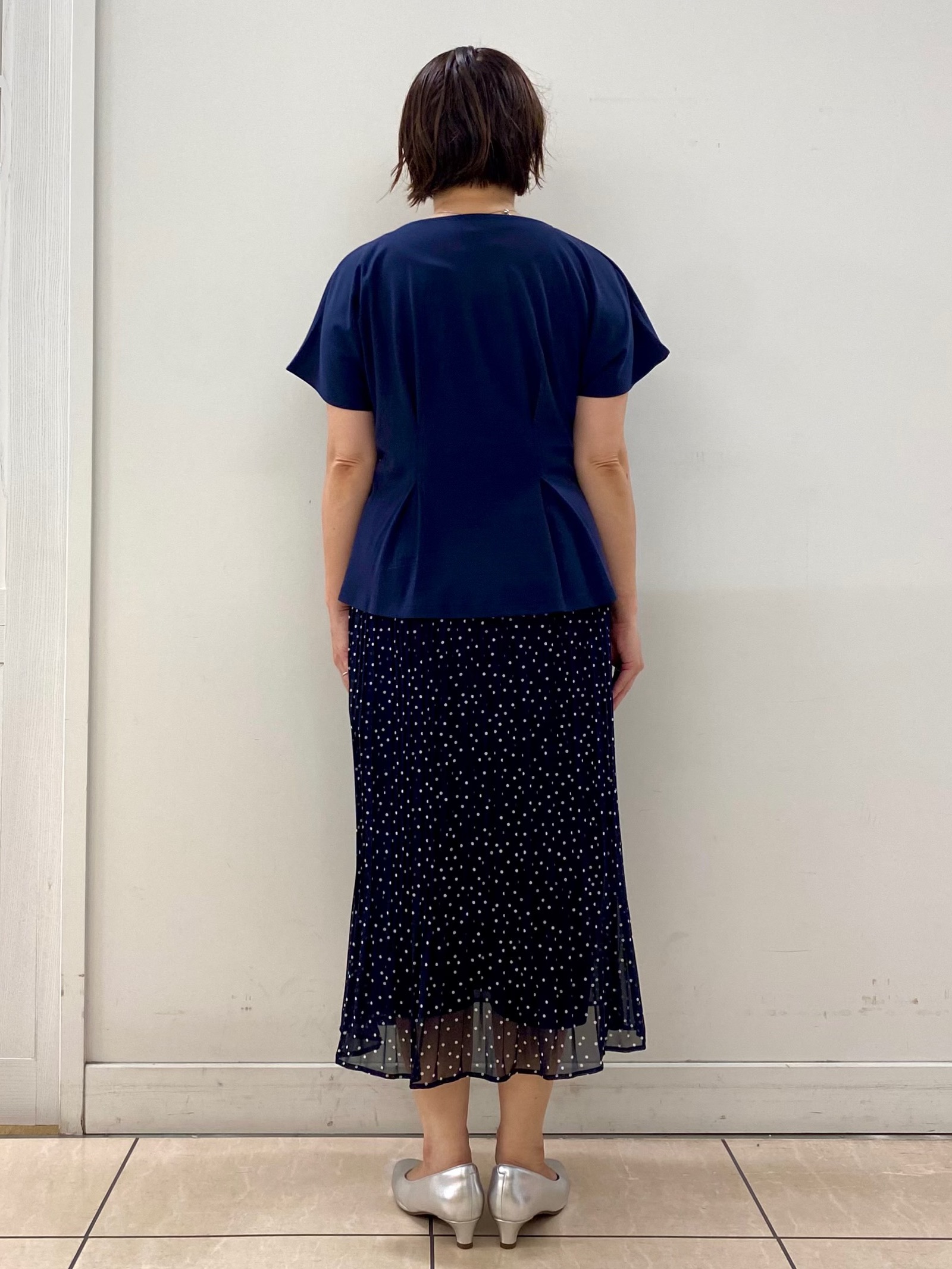 ksmさんの「Reflect｜【UVカット／接触冷感／吸水速乾】タックデザインフレアトップス」を使ったコーディネート