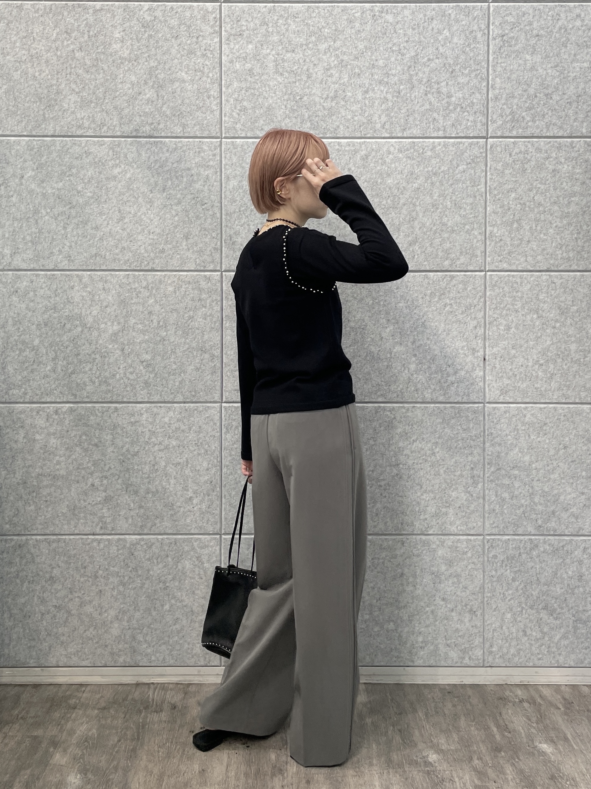 mikuさんの「INDIVI｜Comfy Set Up｜イージーストレートワイドパンツ【セットアップ対応／通勤／カセット服】」を使ったコーディネート