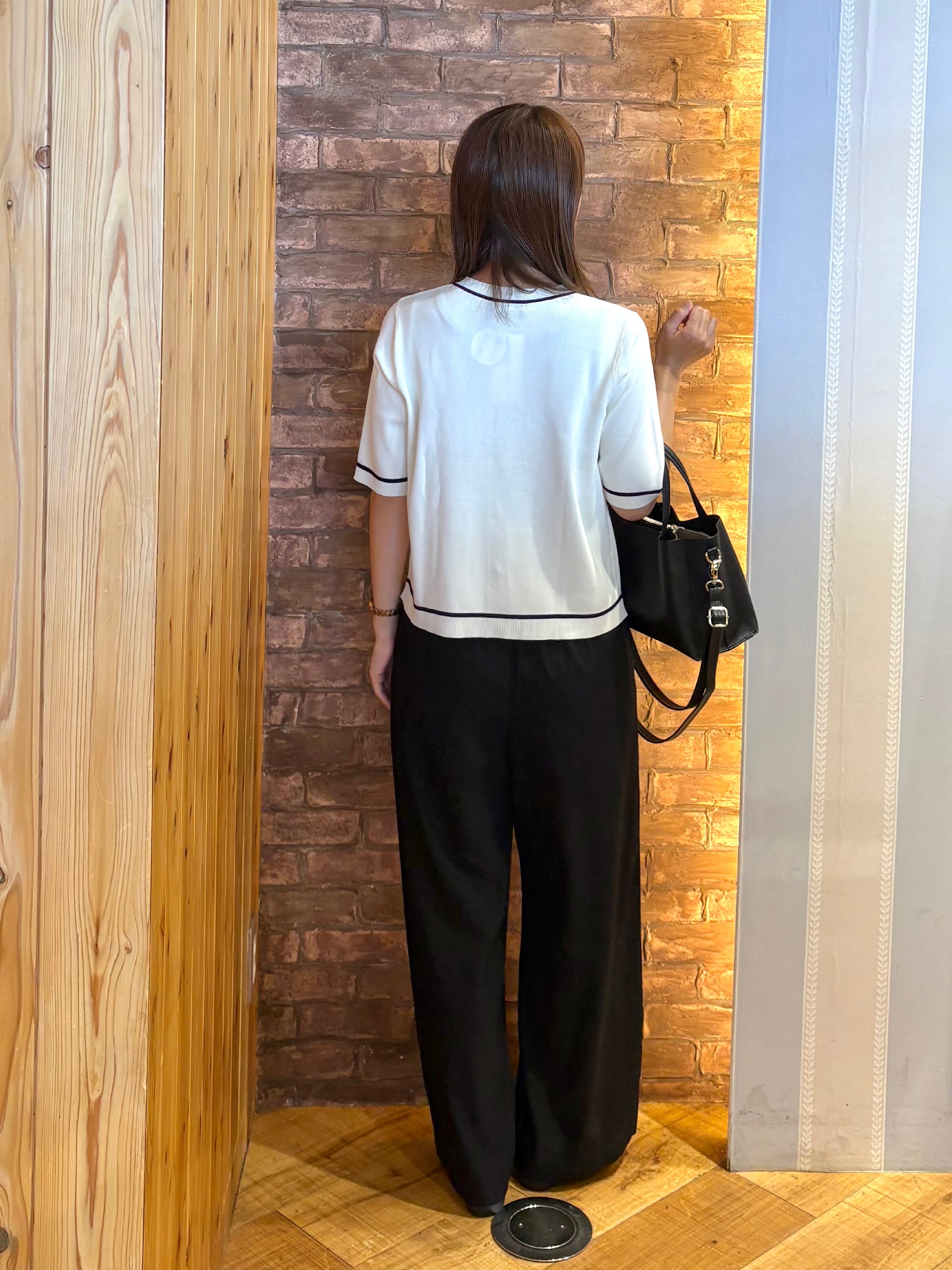 mieさんの「SHOO･LA･RUE｜【ひんやり/UV/S-LL/洗濯機可】毛玉になりにくい 配色5分袖カーディガン」を使ったコーディネート