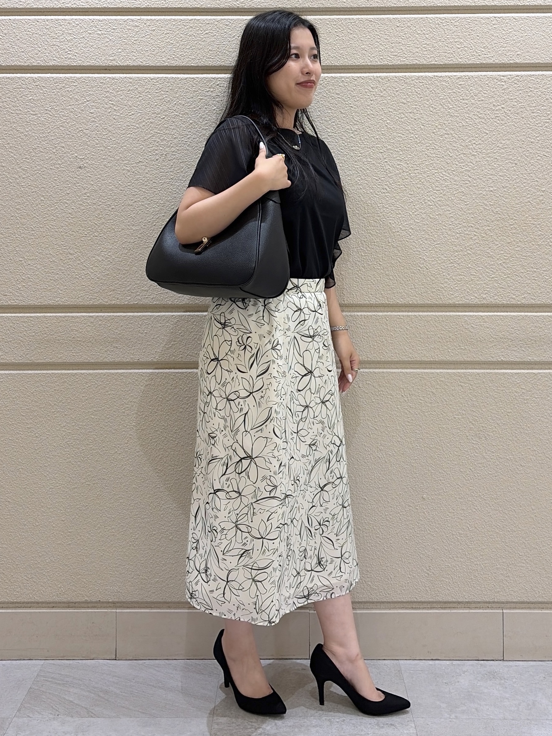 Momokaさんの「COUP DE CHANCE｜【手洗い可／日本製】フレンチシアーカットソー」を使ったコーディネート