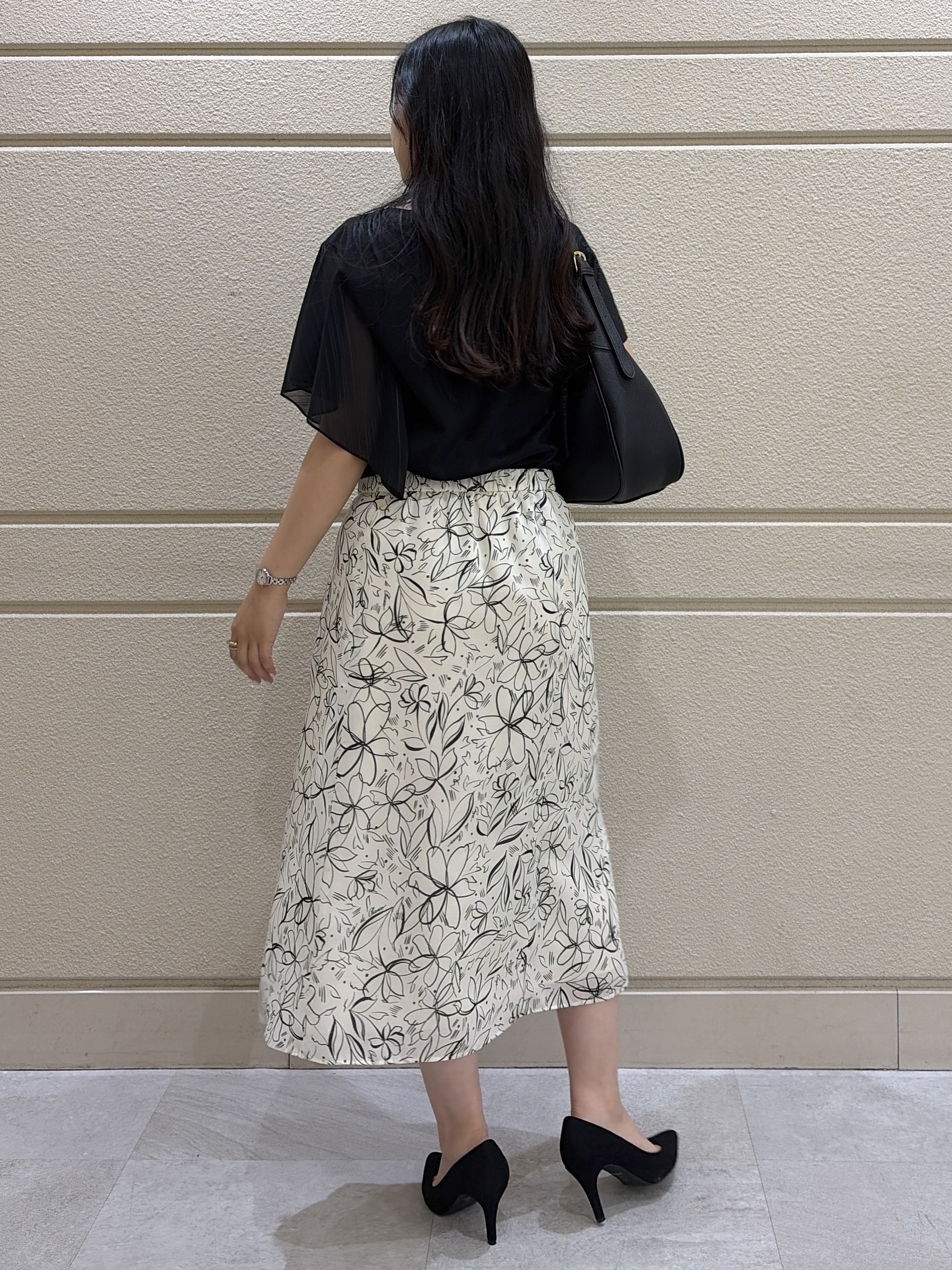 Momokaさんの「COUP DE CHANCE｜【手洗い可／日本製】フレンチシアーカットソー」を使ったコーディネート
