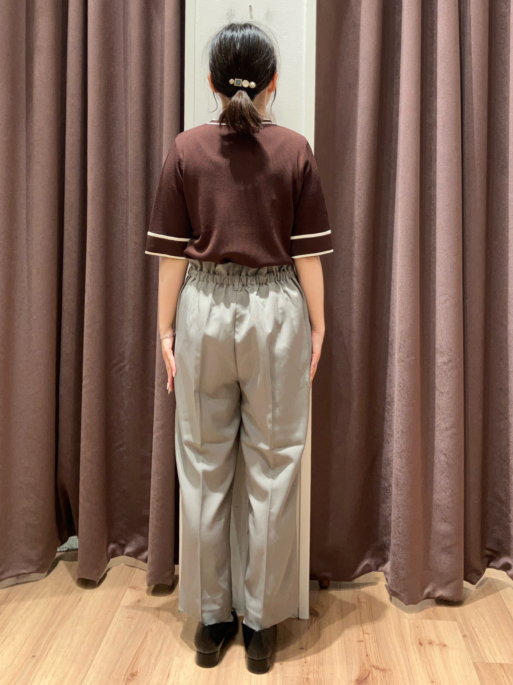 みちゃさんの「grove｜新色追加！【シリーズ累計36万枚/名品ニット】やわらかドライタッチ 袖メッシュ編みニット」を使ったコーディネート