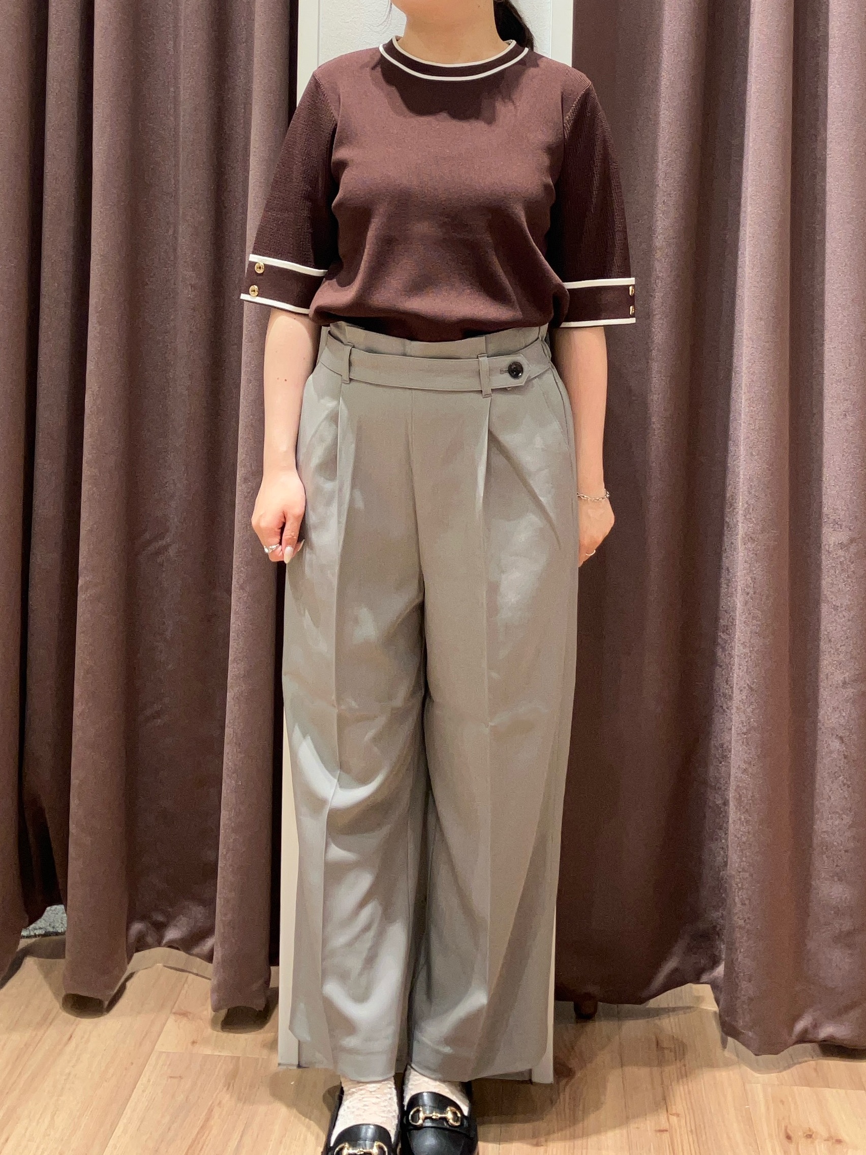 みちゃさんの「grove｜新色追加！【シリーズ累計36万枚/名品ニット】やわらかドライタッチ 袖メッシュ編みニット」を使ったコーディネート