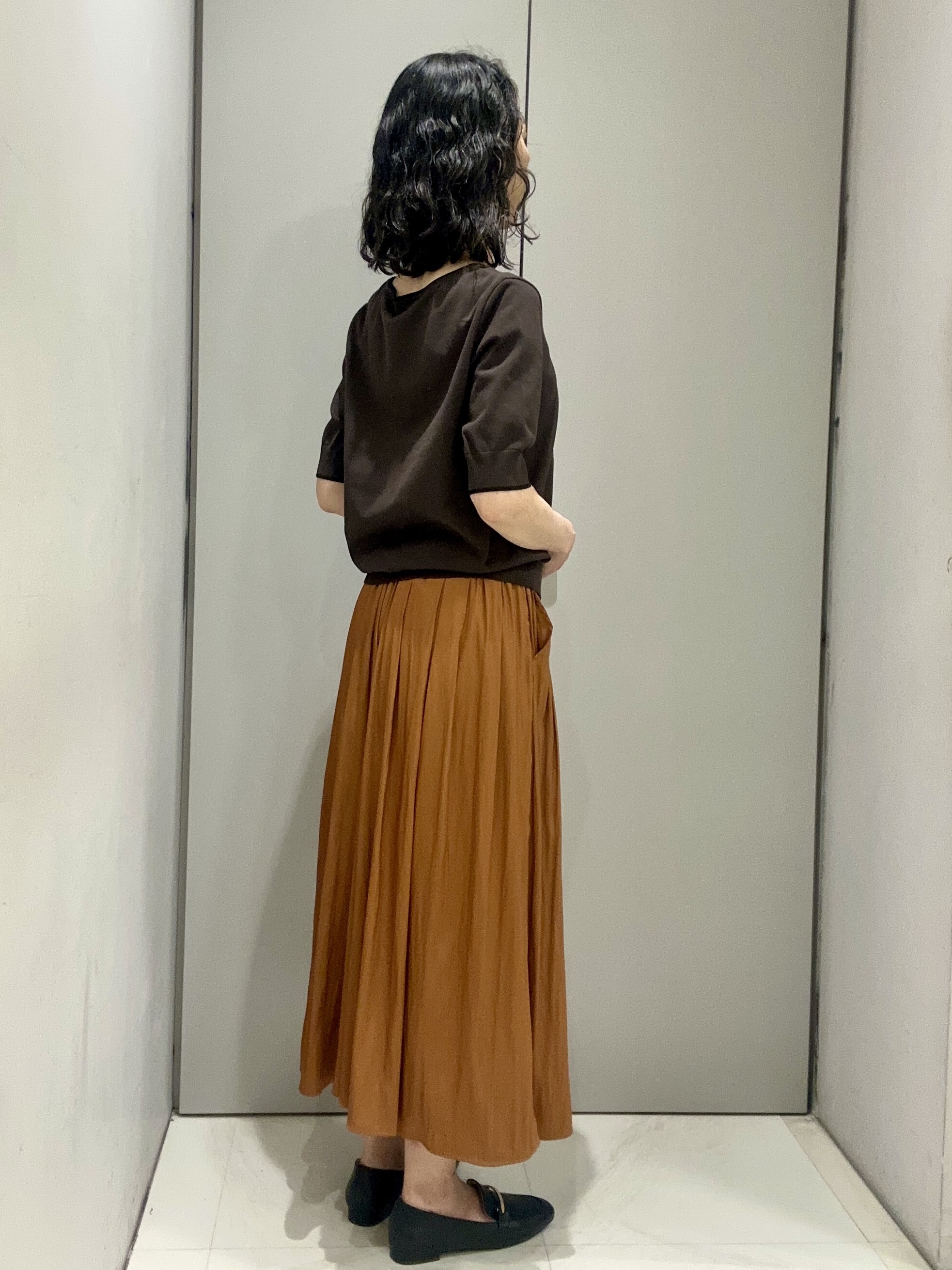 Kouさんの「Reflect｜【UVカット／アンサンブル／手洗い可】バイカラーニットプルオーバー」を使ったコーディネート