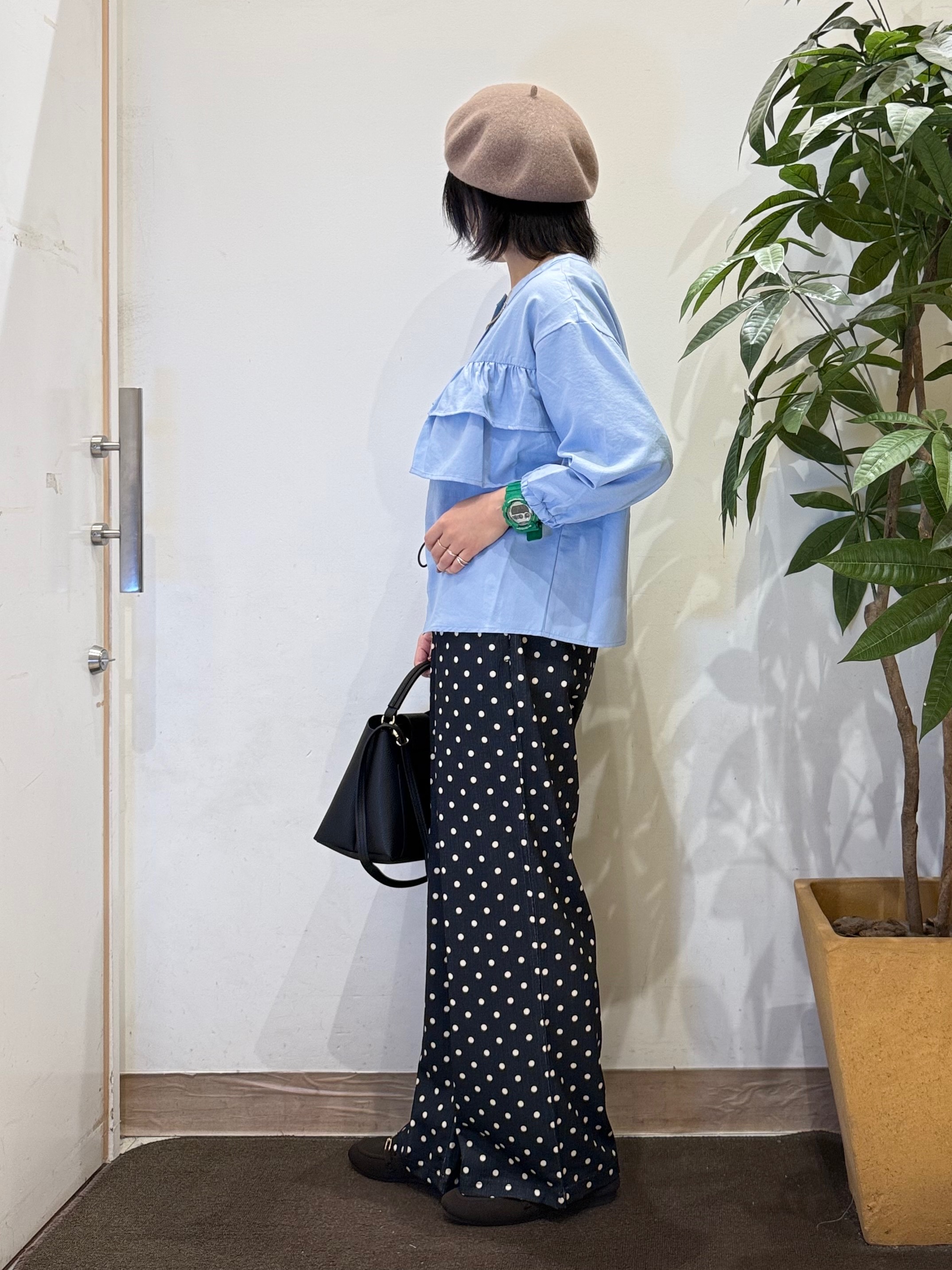 misakiさんの「SHOO･LA･RUE｜フロントティアードブラウス」を使ったコーディネート