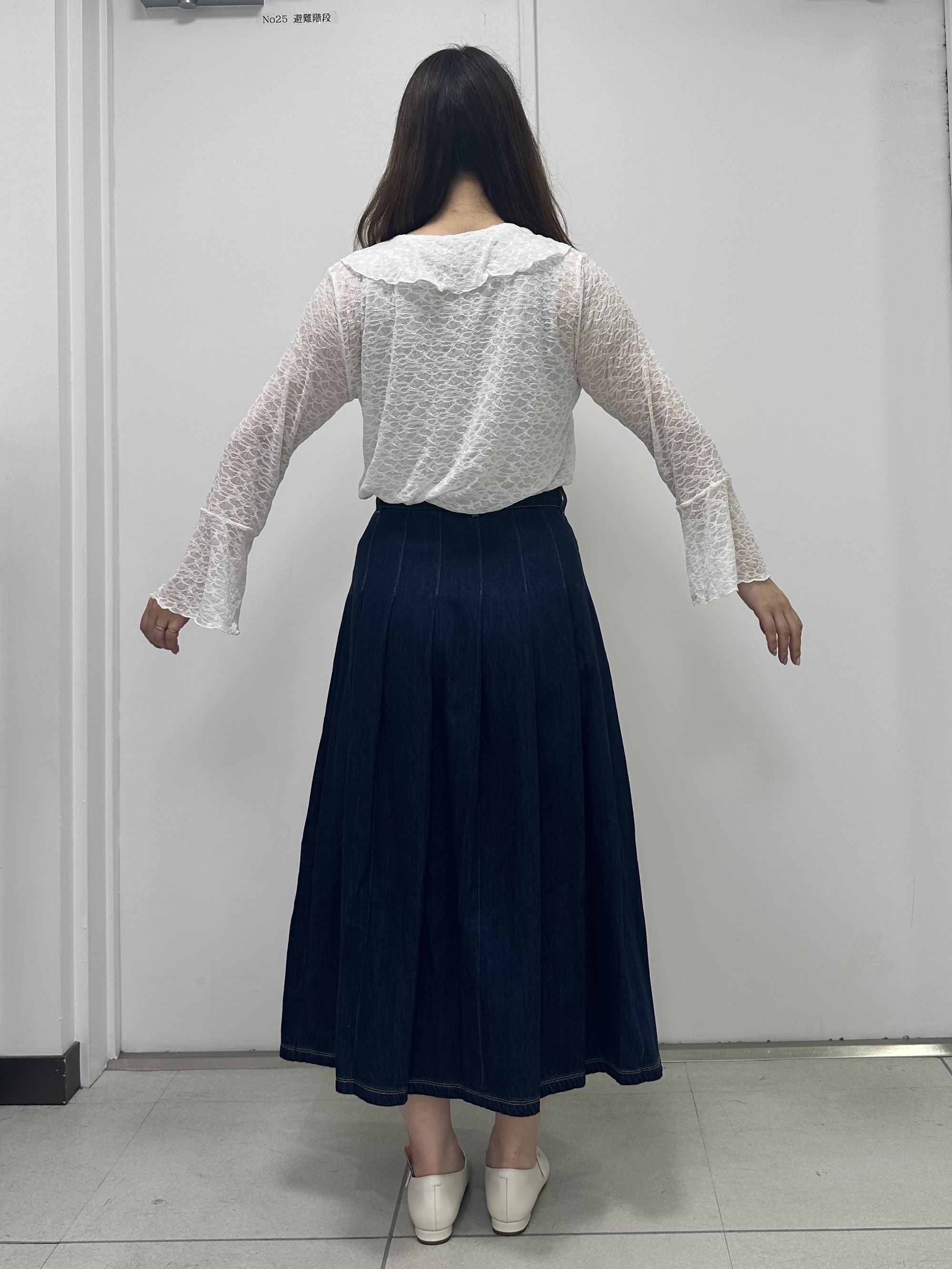 miさんの「Reflect｜【洗える】フリルレースブラウス」を使ったコーディネート