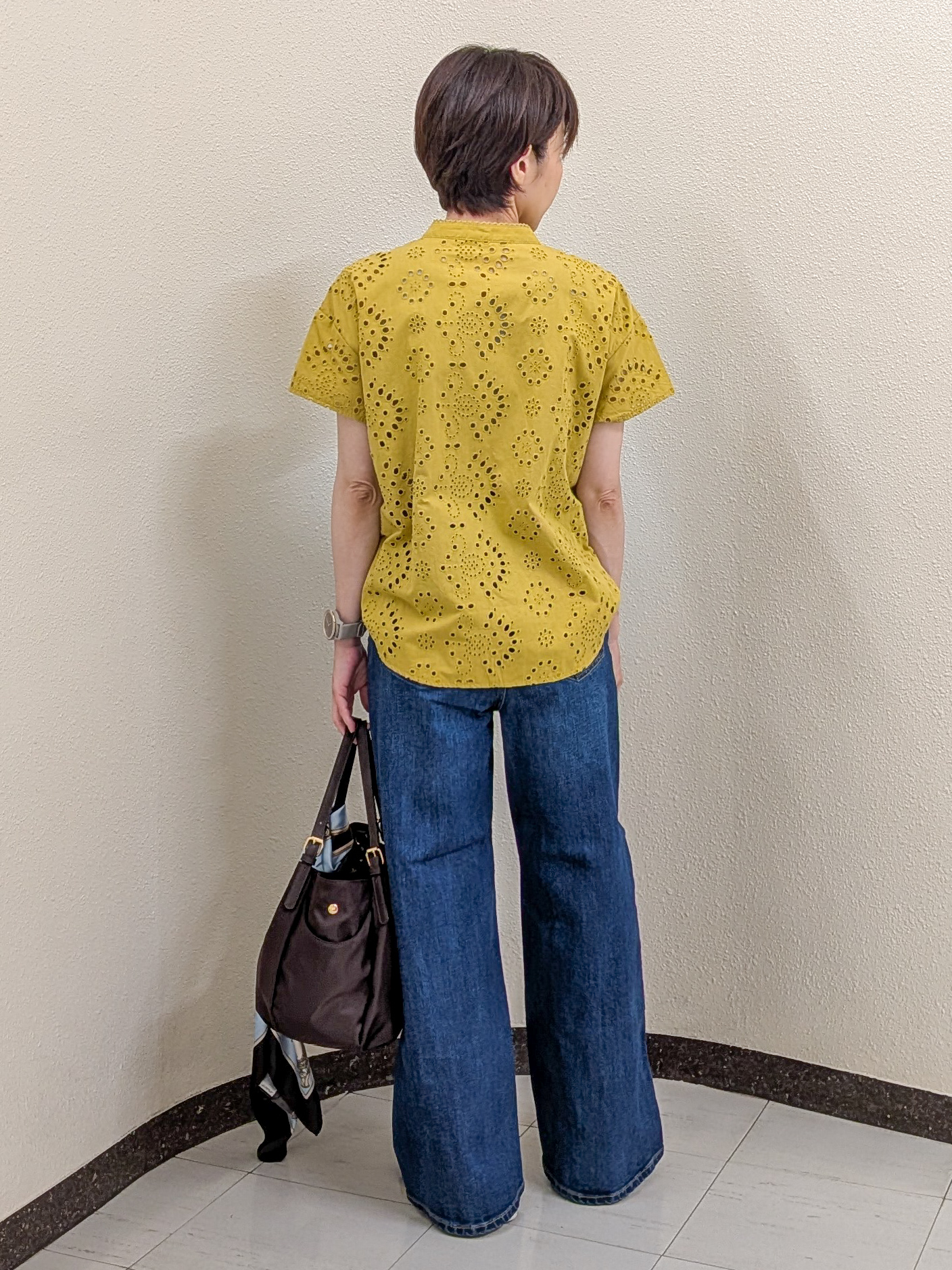 ホンマさんの「Reflect｜【通勤◎】カットワーク刺繍レース シャツブラウス」を使ったコーディネート