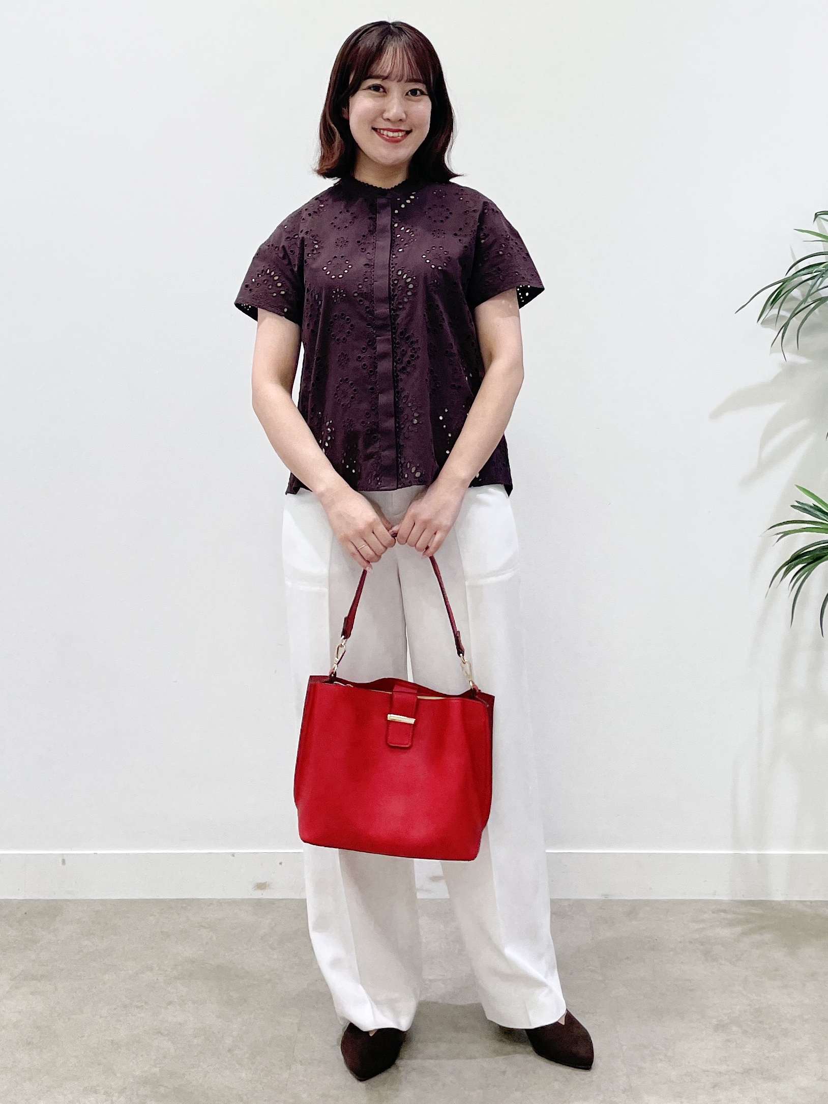 yukariさんの「Reflect｜【通勤◎】カットワーク刺繍レース シャツブラウス」を使ったコーディネート