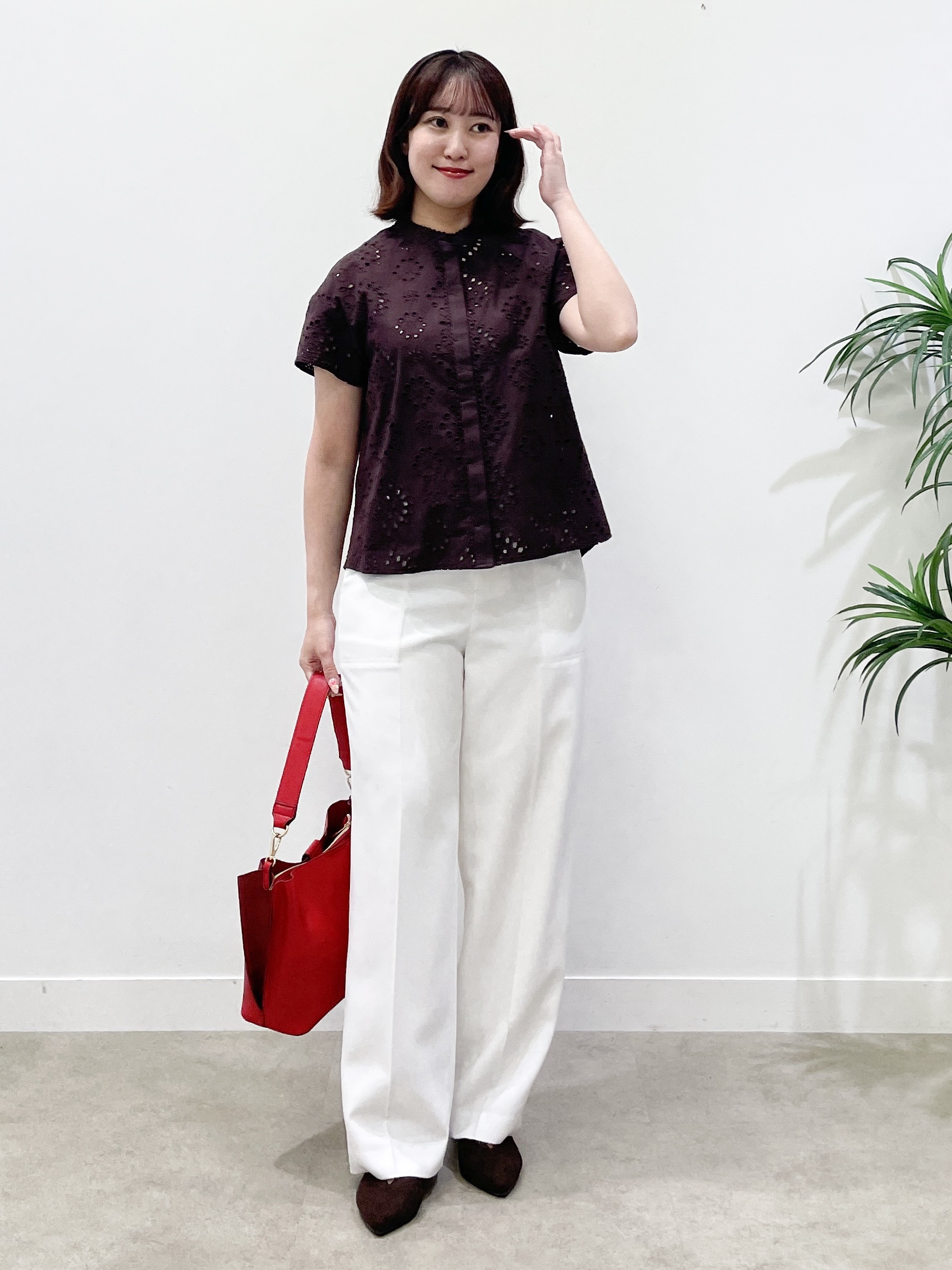 yukariさんの「Reflect｜【通勤◎】カットワーク刺繍レース シャツブラウス」を使ったコーディネート