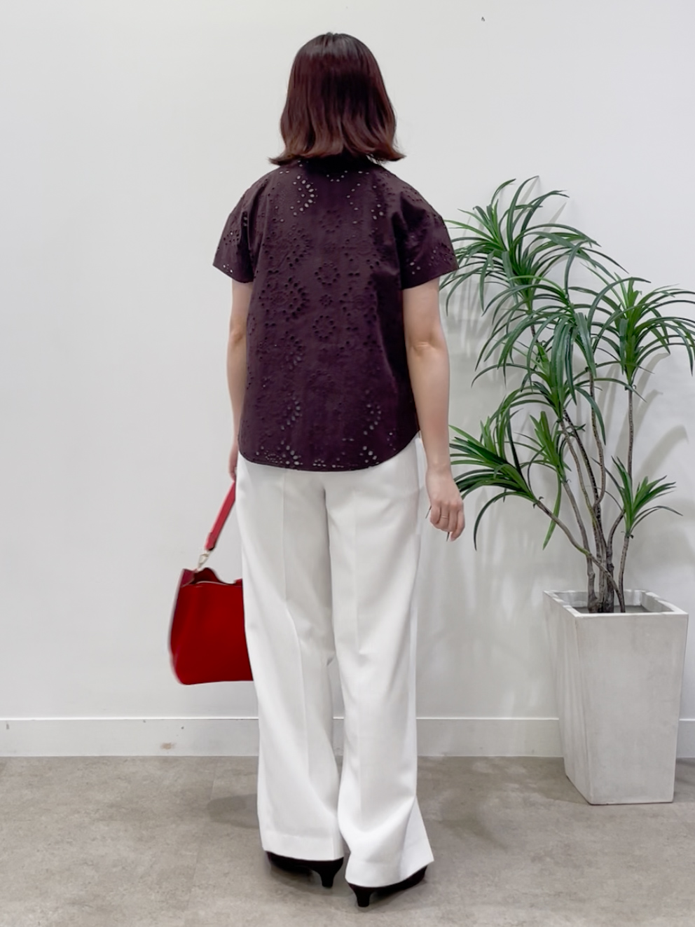 yukariさんの「Reflect｜【通勤◎】カットワーク刺繍レース シャツブラウス」を使ったコーディネート