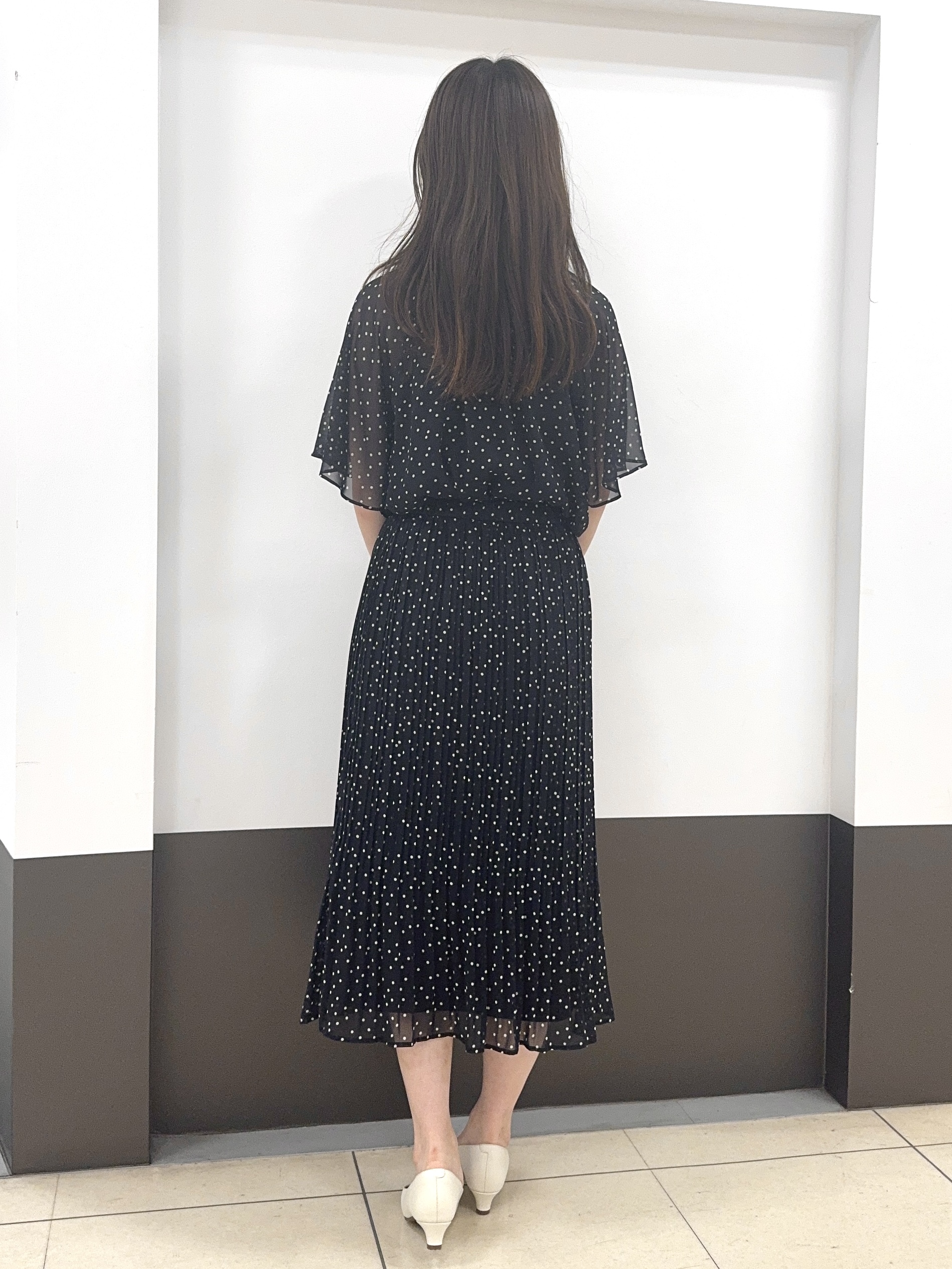Nrinさんの「Reflect｜【セットアップ／手洗い可】ドット柄シアーブラウス」を使ったコーディネート