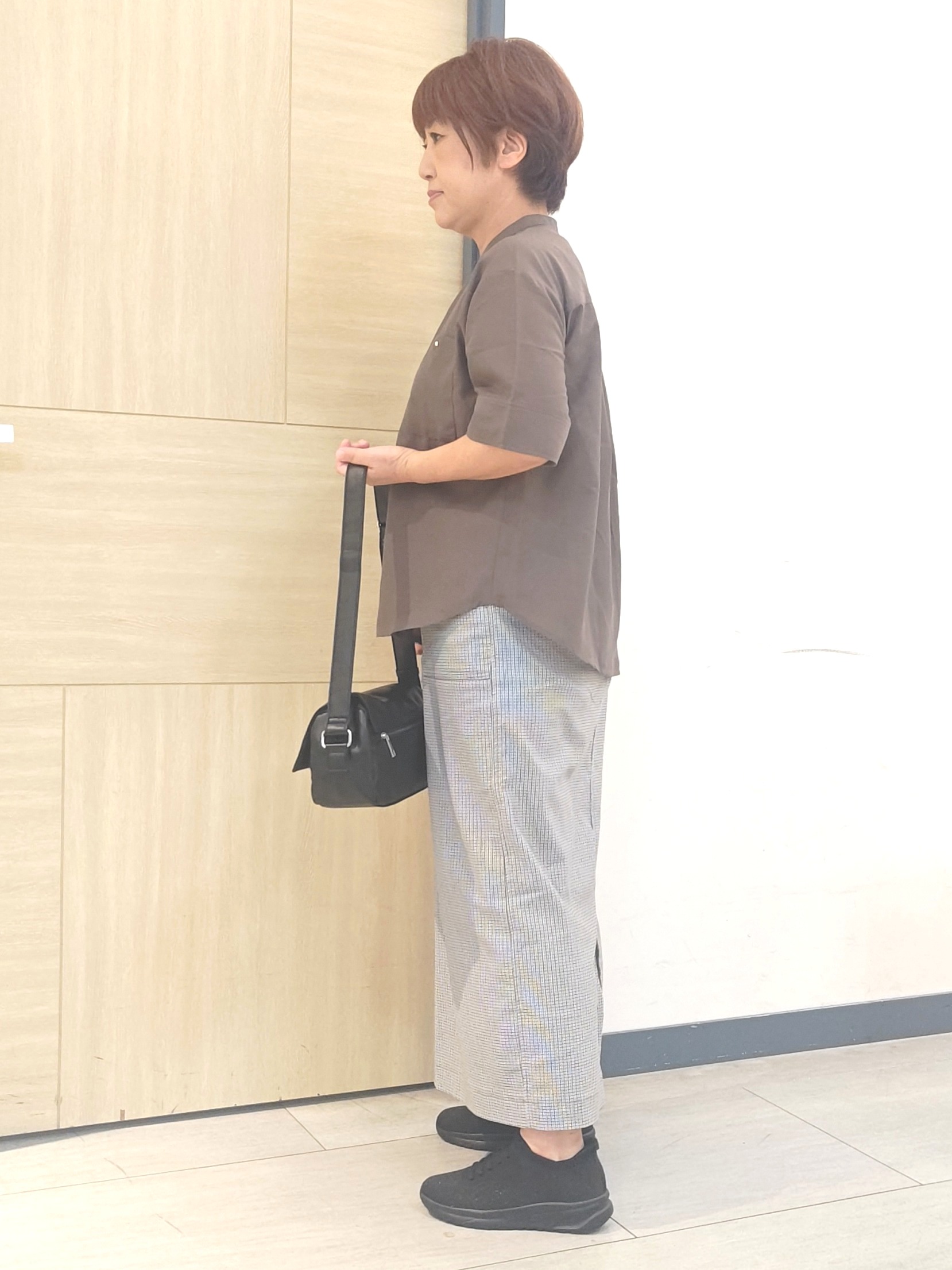 むぅポンさんの「grove｜【洗濯機◎】ほんのり大人の透け感、シアーカバーブラウス」を使ったコーディネート
