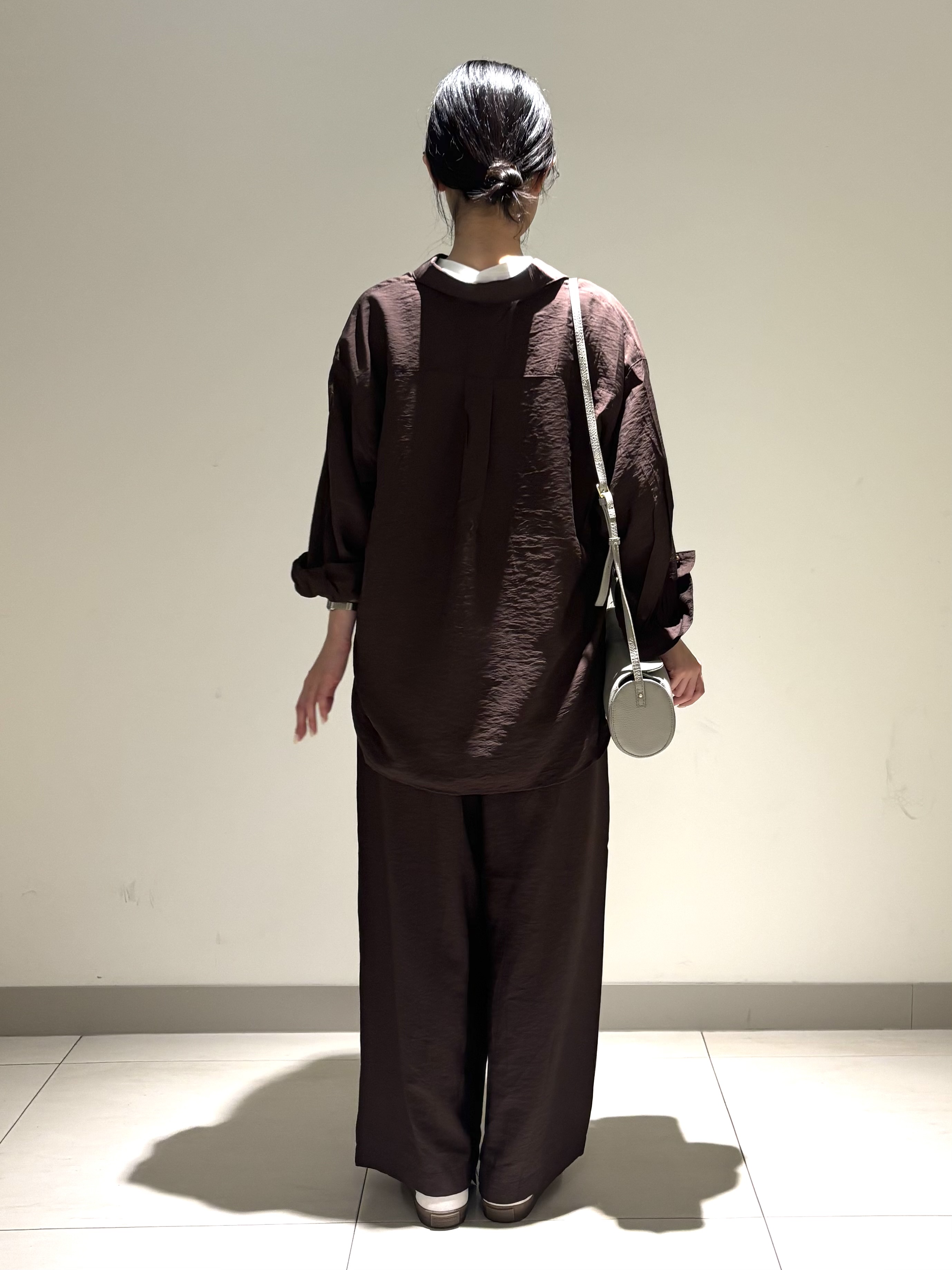 mayuさんの「Dessin｜グラフィックデザイン Tシャツ」を使ったコーディネート