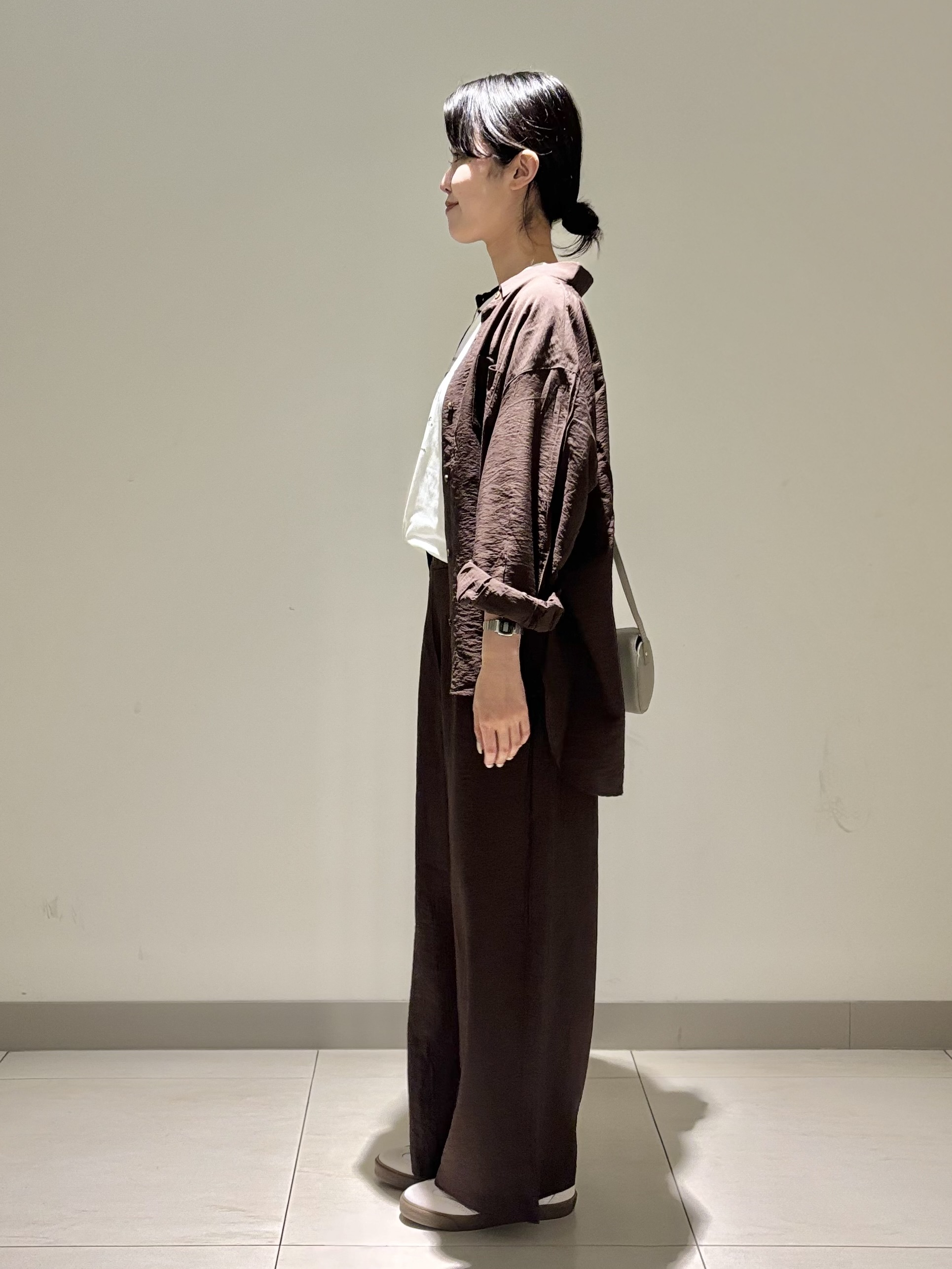 mayuさんの「Dessin｜グラフィックデザイン Tシャツ」を使ったコーディネート