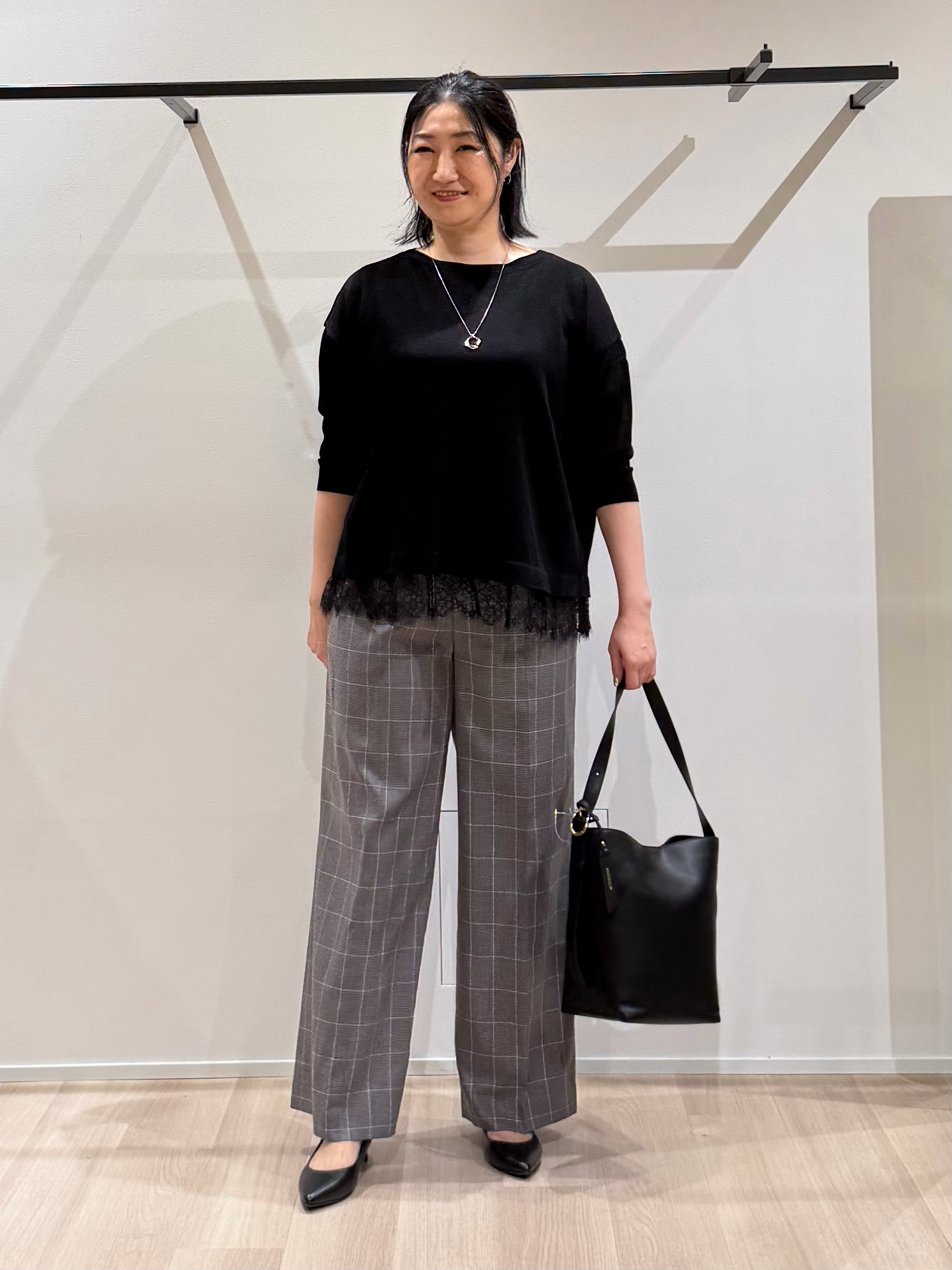TOMOMIさんの「UNTITLED｜レースドッキングニットプルオーバー」を使ったコーディネート