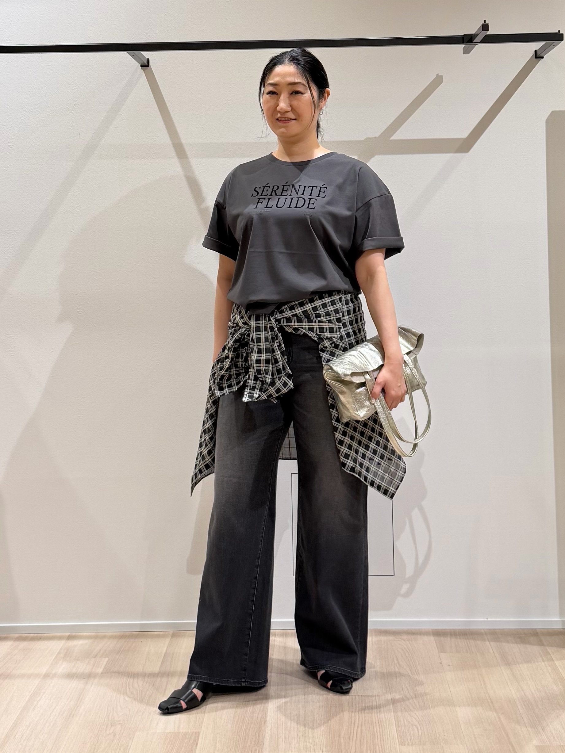 TOMOMIさんの「UNTITLED｜レースドッキングニットプルオーバー」を使ったコーディネート