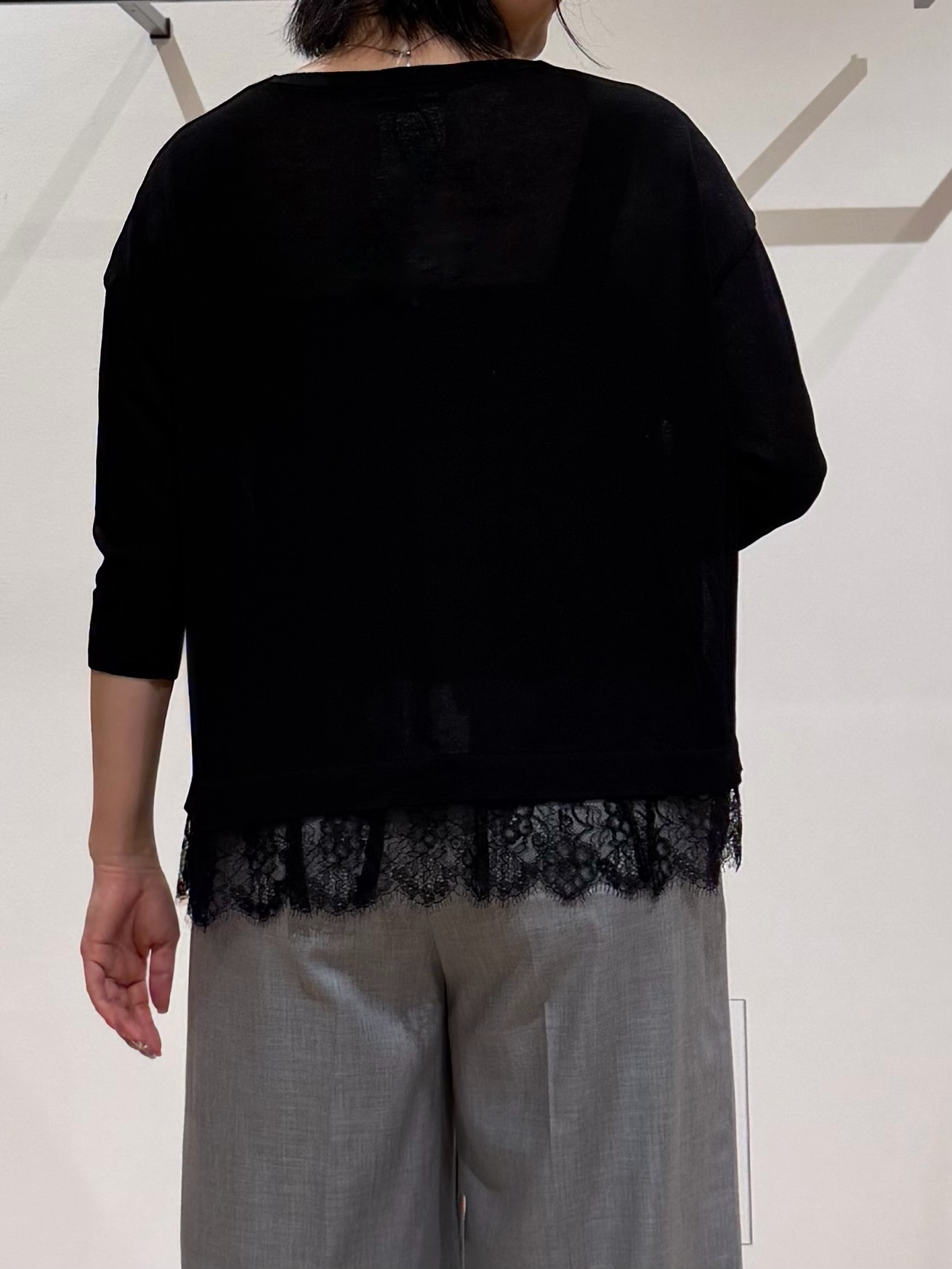 TOMOMIさんの「UNTITLED｜レースドッキングニットプルオーバー」を使ったコーディネート