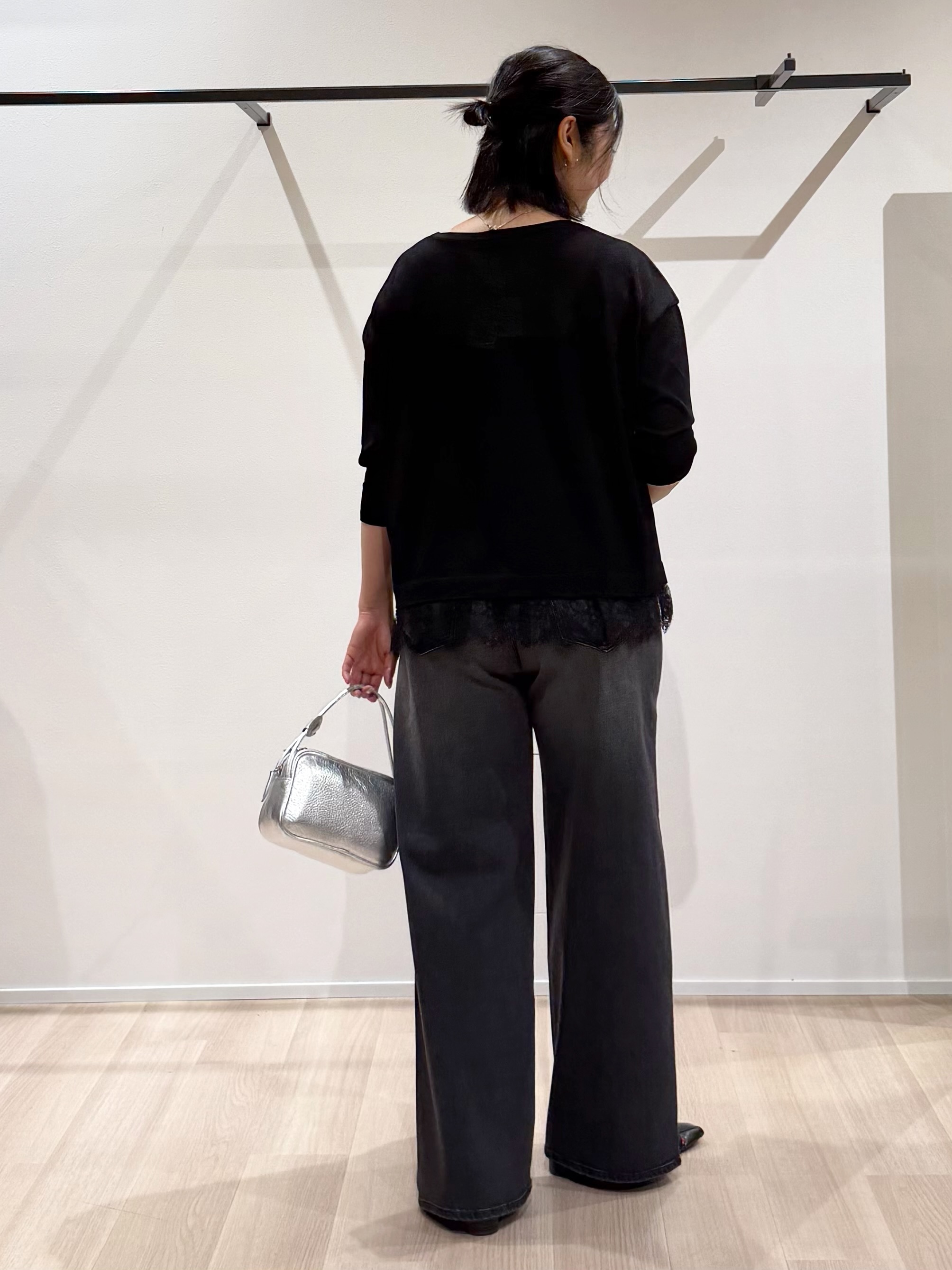 TOMOMIさんの「UNTITLED｜レースドッキングニットプルオーバー」を使ったコーディネート