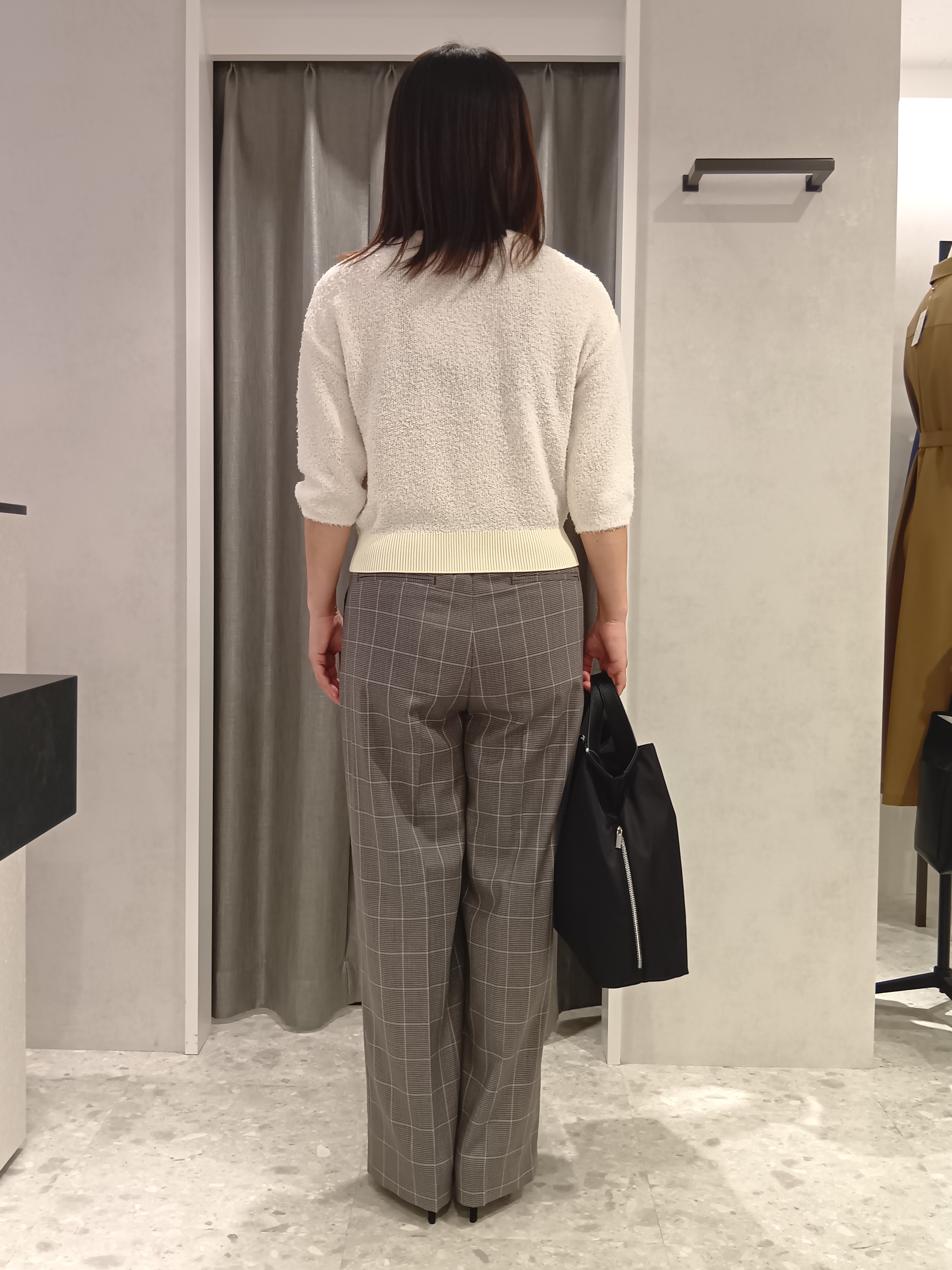 tomoさんの「UNTITLED｜【前後2WAY】コットン混カールプルオーバー」を使ったコーディネート