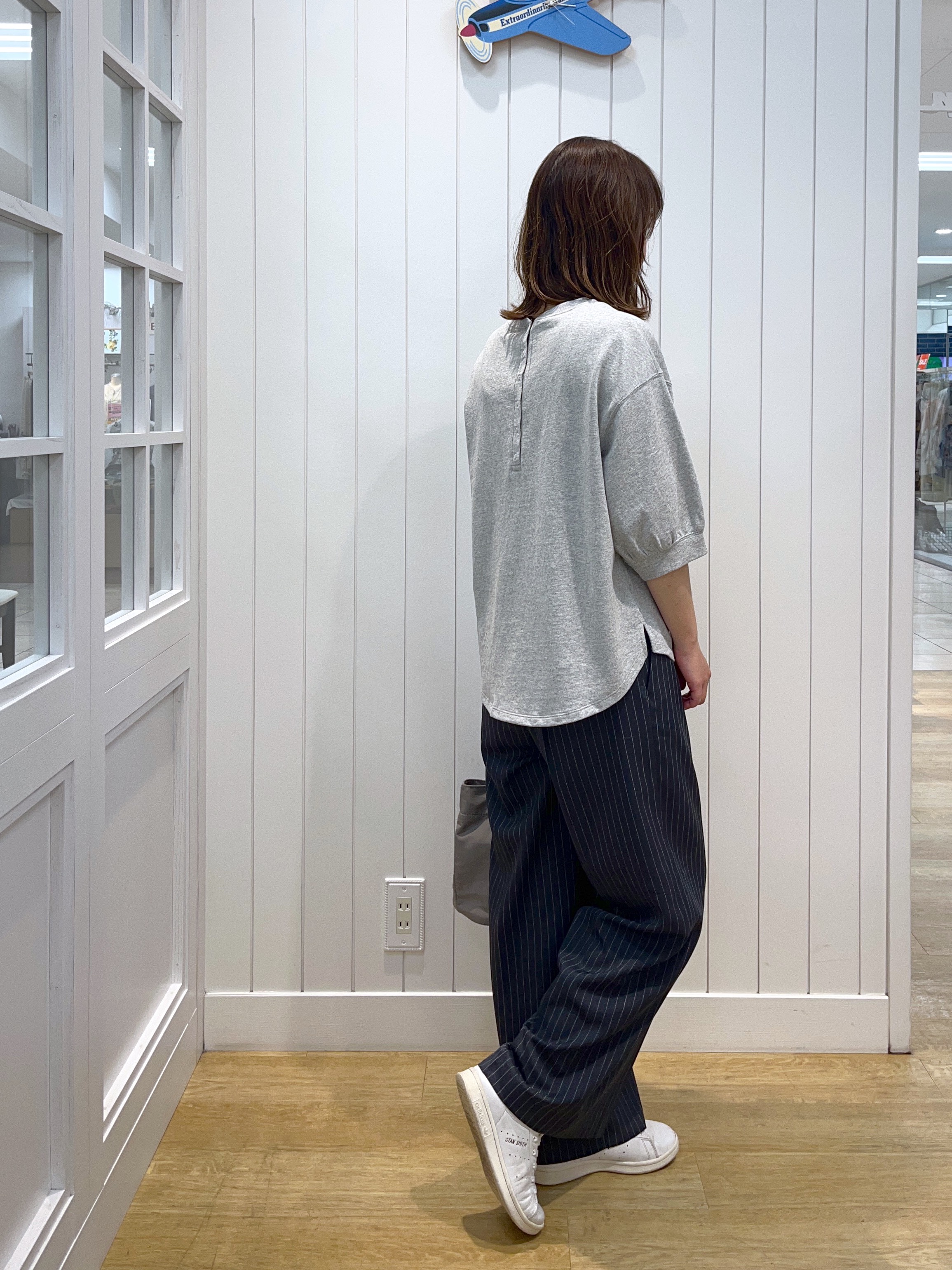 takayamaさんの「Dessin｜バックヘンリーカットソー5分袖」を使ったコーディネート