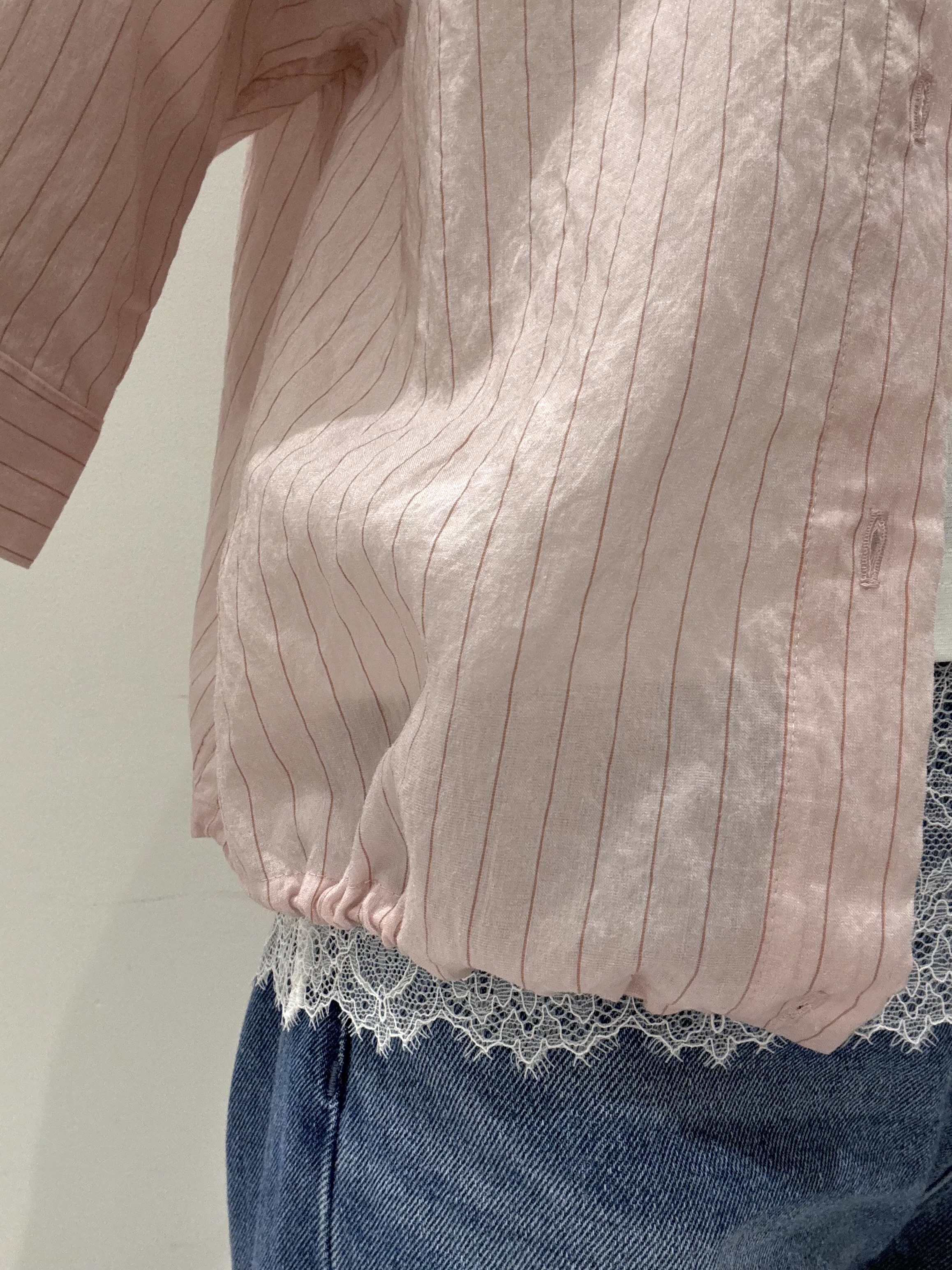 KEIKOさんの「INDIVI｜【シアー／7分袖】体型カバーゆったりシャツ」を使ったコーディネート