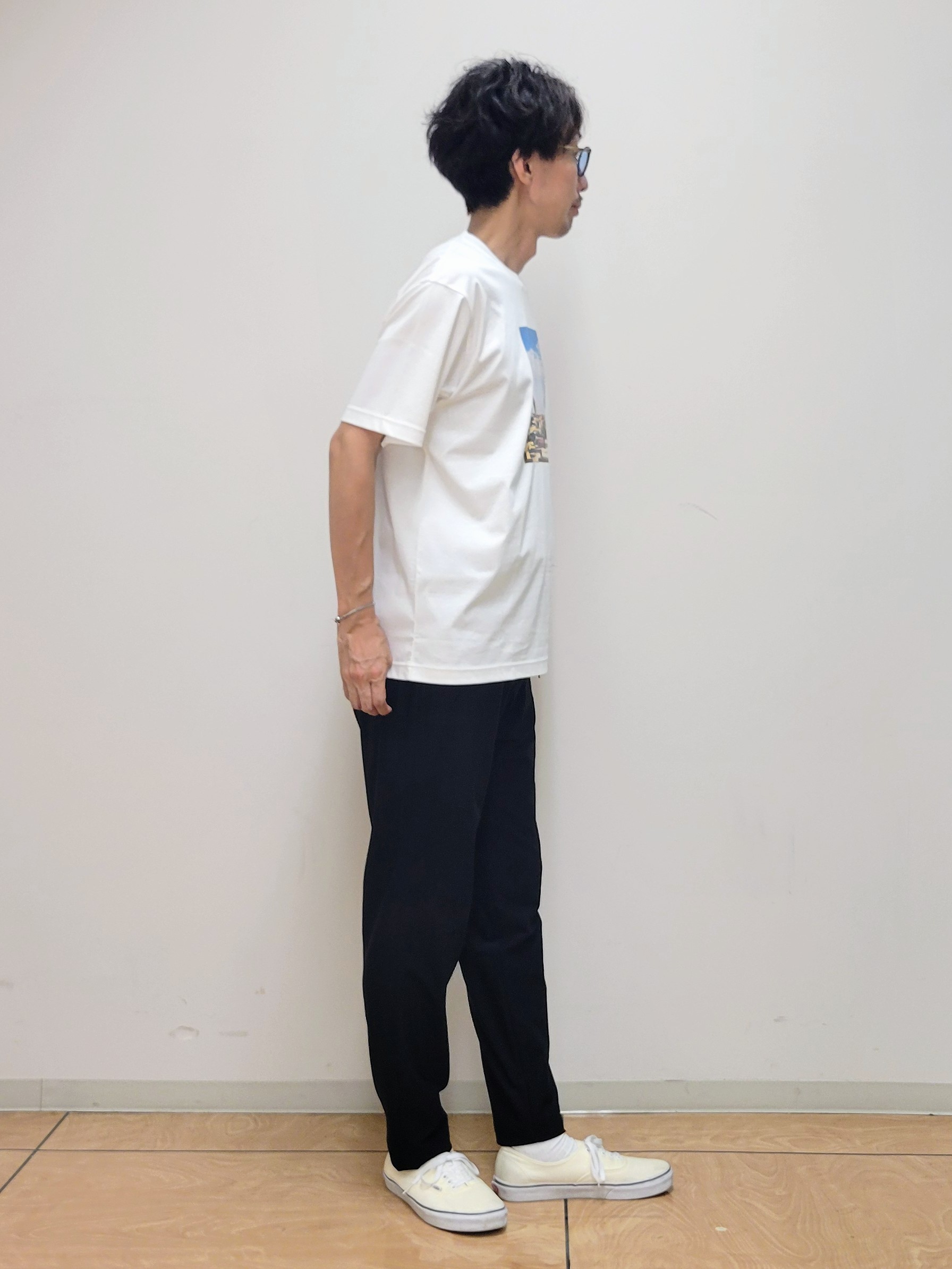 piroyaさんの「TAKEO KIKUCHI｜マラケシュ フォト Tシャツ」を使ったコーディネート