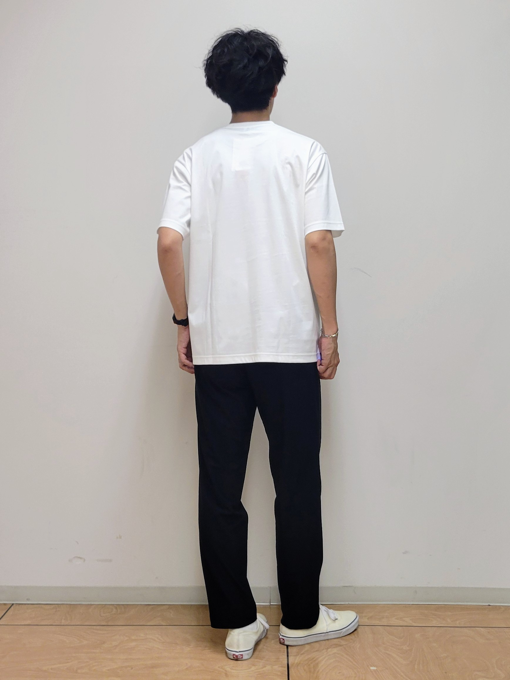 piroyaさんの「TAKEO KIKUCHI｜マラケシュ フォト Tシャツ」を使ったコーディネート