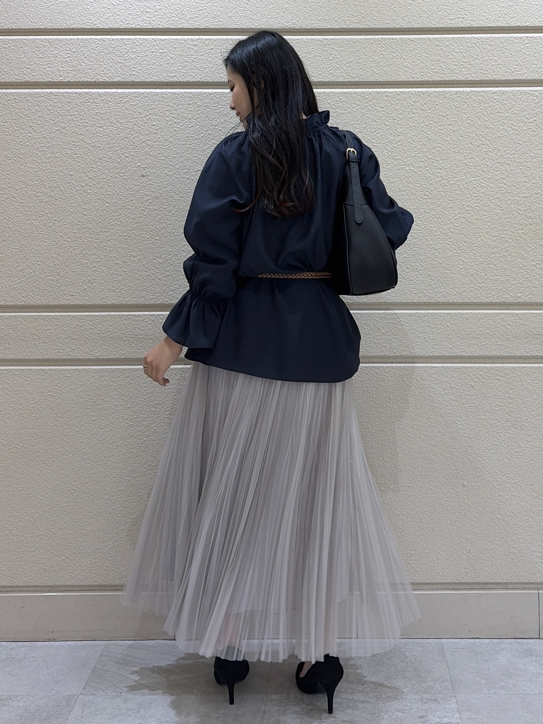 Momokaさんの「COUP DE CHANCE｜【手洗い可】ギャザーフリルブラウス」を使ったコーディネート