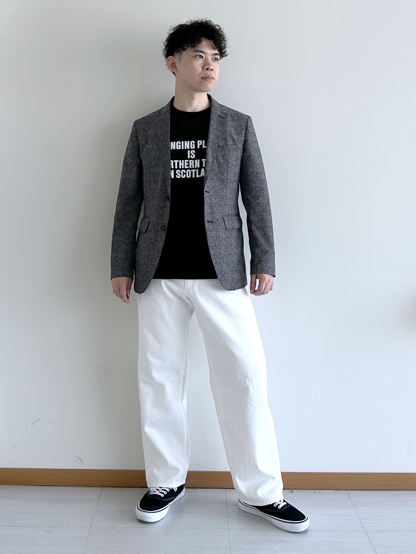 イッシーさんの「TAKEO KIKUCHI｜【抗菌防臭】COOL DOTS（R）ドビープリント ジャケット」を使ったコーディネート
