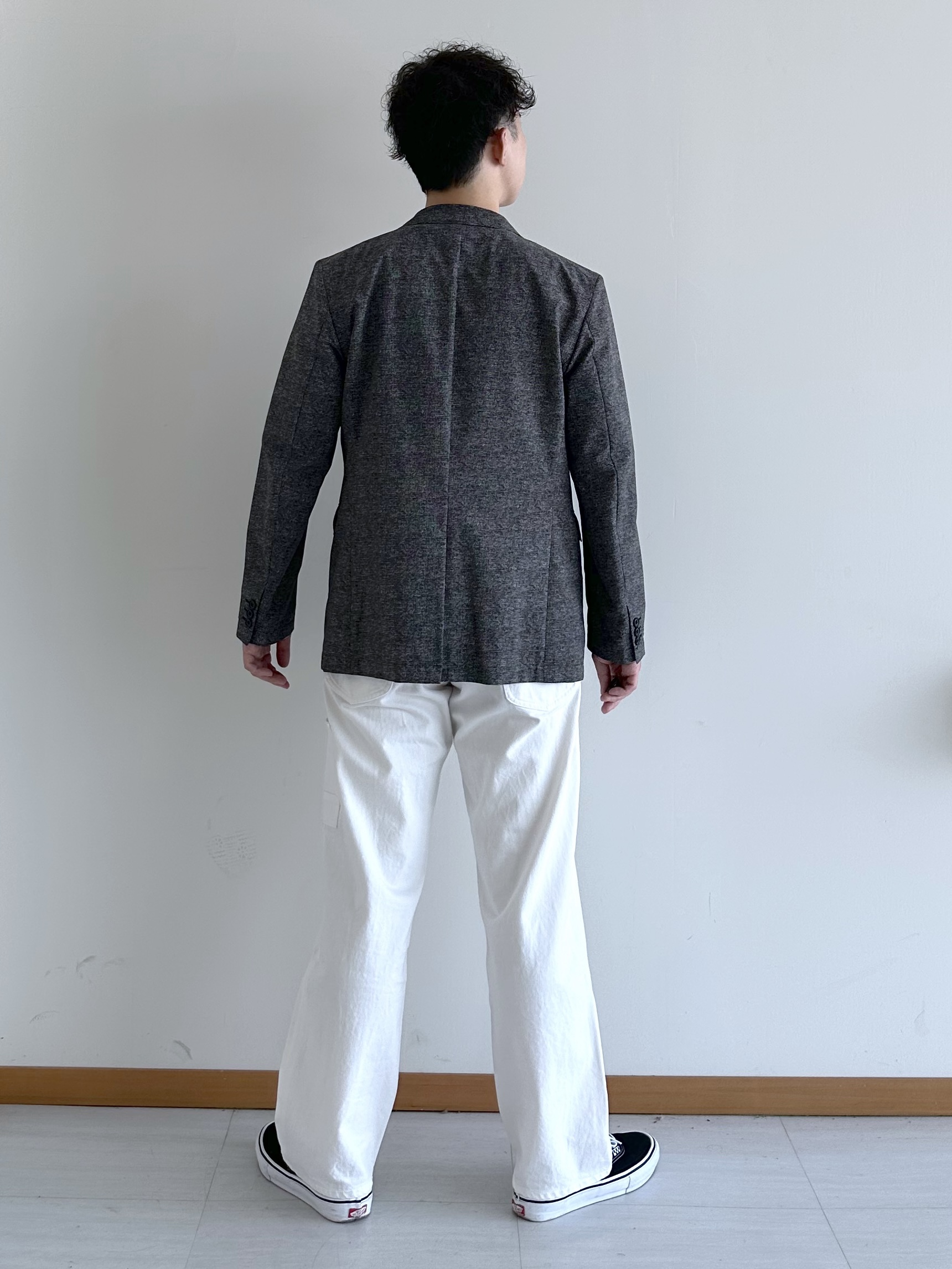 イッシーさんの「TAKEO KIKUCHI｜【抗菌防臭】COOL DOTS（R）ドビープリント ジャケット」を使ったコーディネート