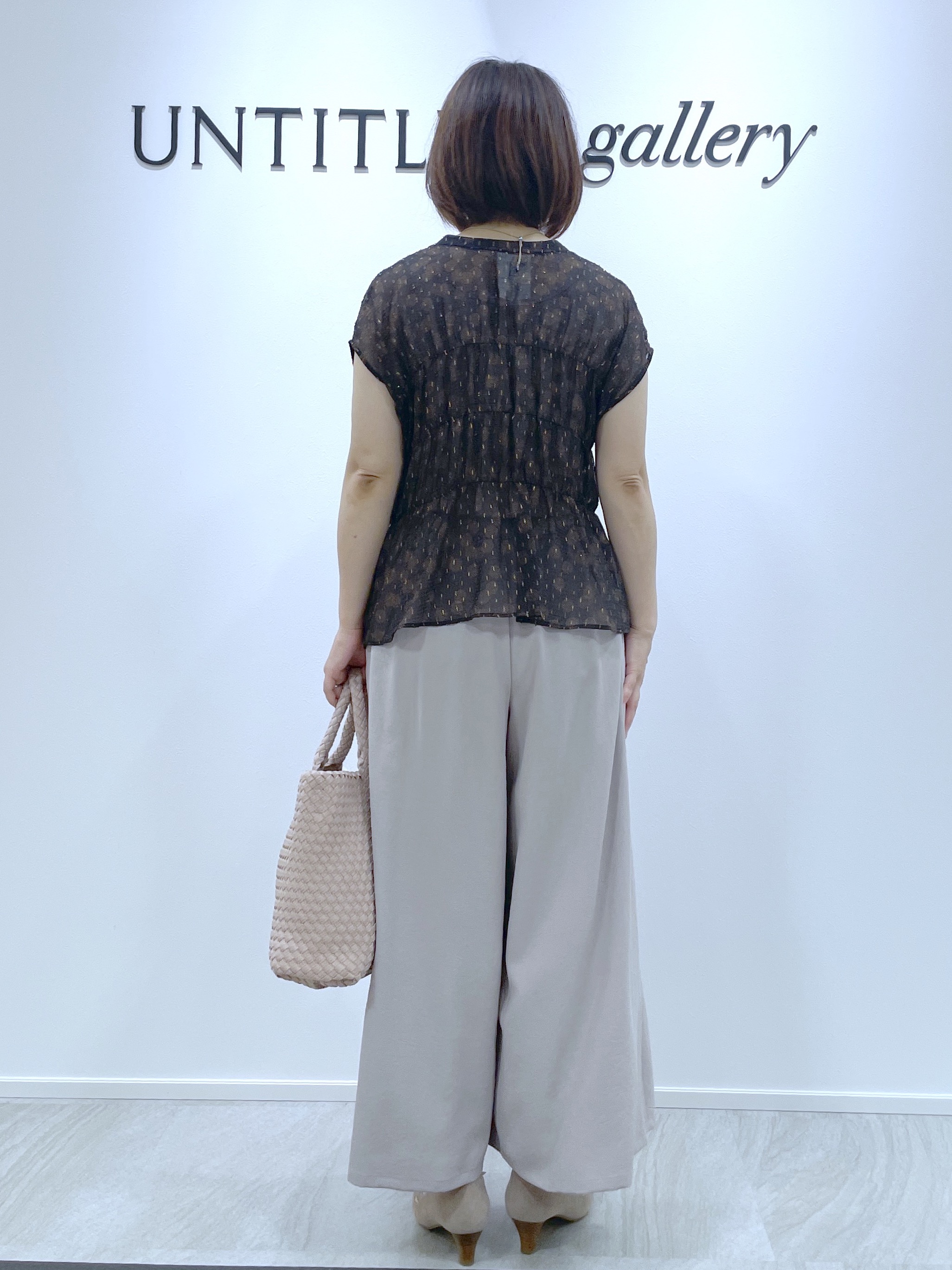 hanaさんの「UNTITLED｜ヴィンテージドットブラウス」を使ったコーディネート