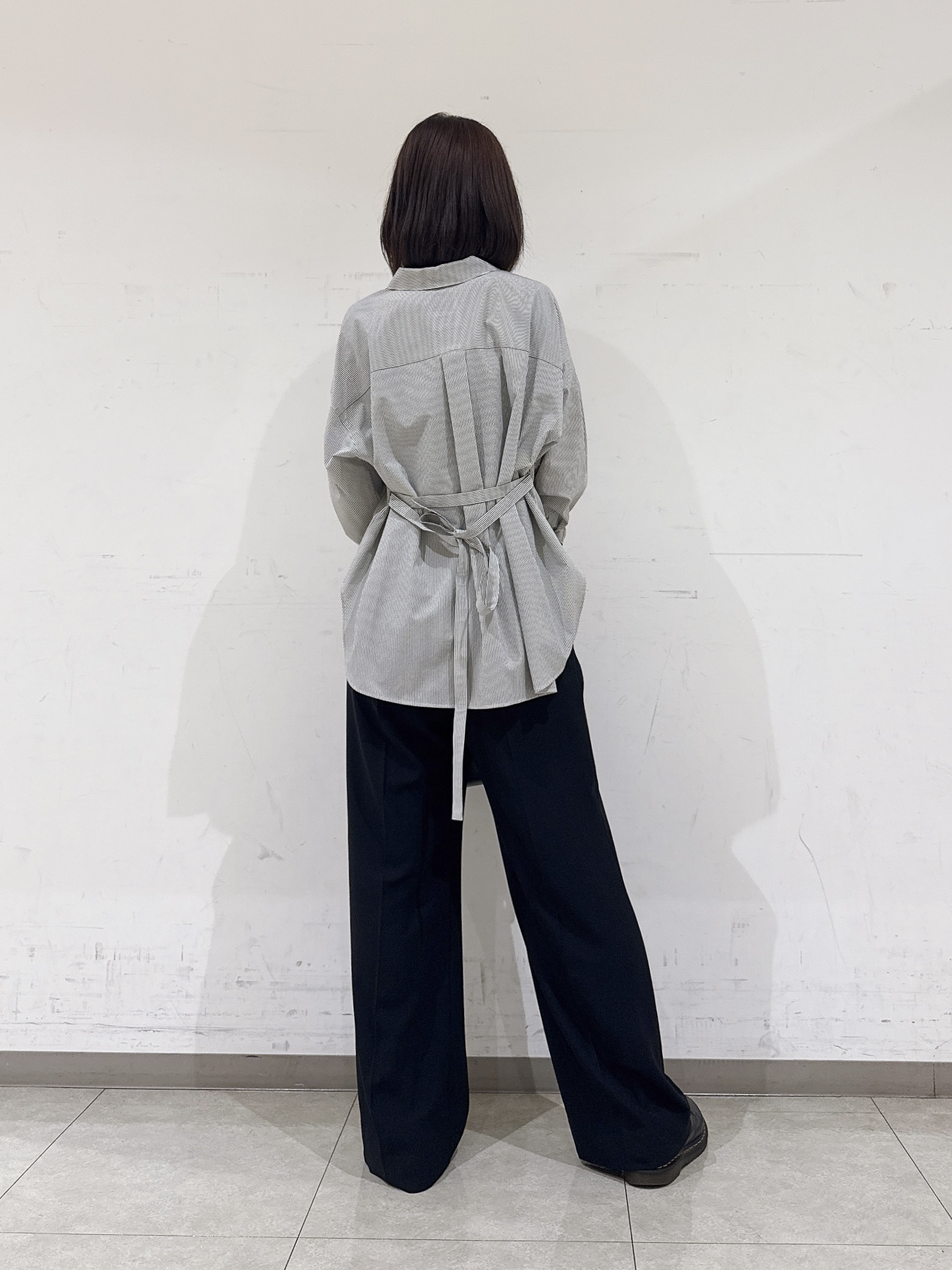rinaさんの「INDIVI｜【洗える】ファンシーヤーンVネックニットベスト」を使ったコーディネート