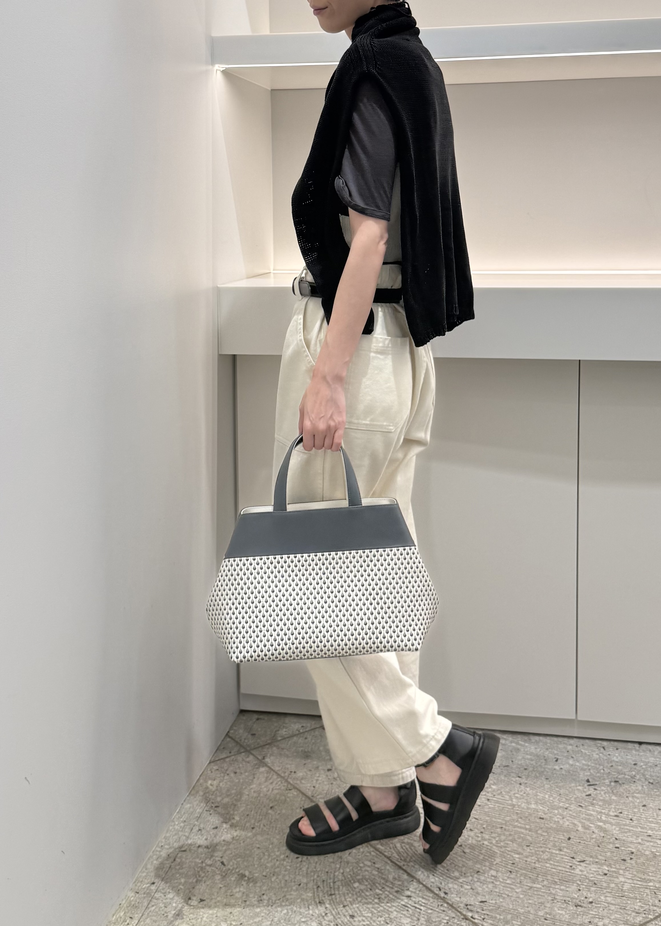 Kさんの「HIROKO HAYASHI｜STILLA（スティラ）ハンドトートバッグ」を使ったコーディネート