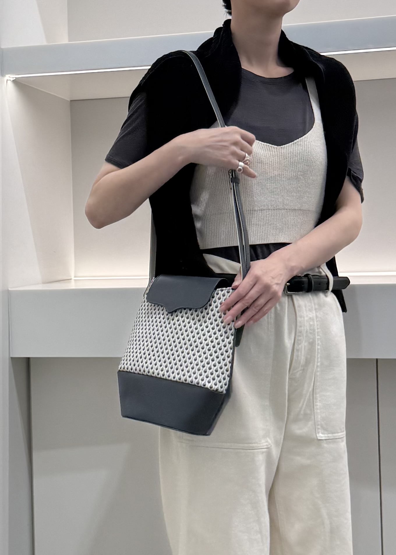 Kさんの「HIROKO HAYASHI｜STILLA（スティラ）ショルダーバッグ」を使ったコーディネート